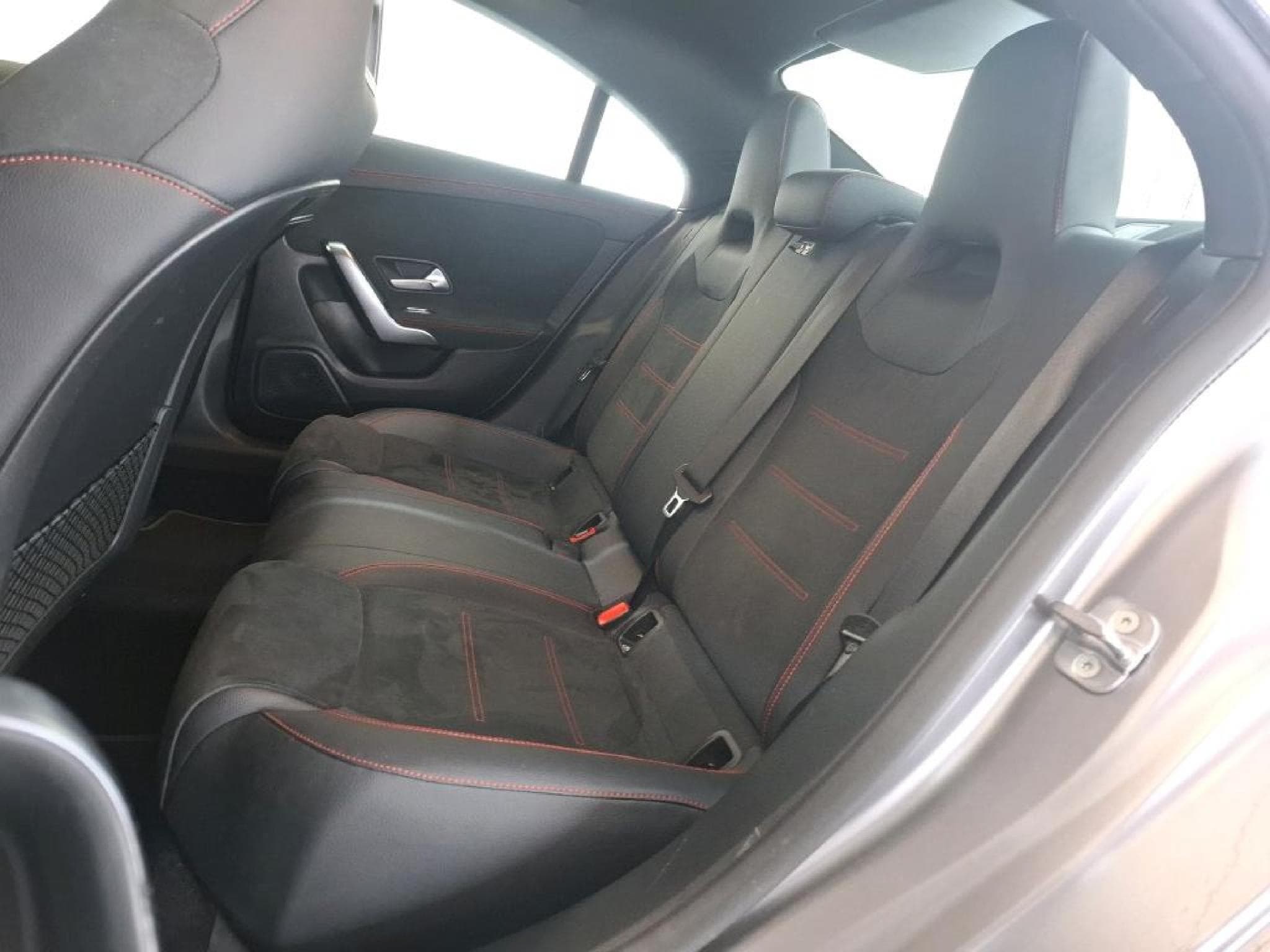 Mercedes CLA 250 AMG-Line (2022) - Photo 11