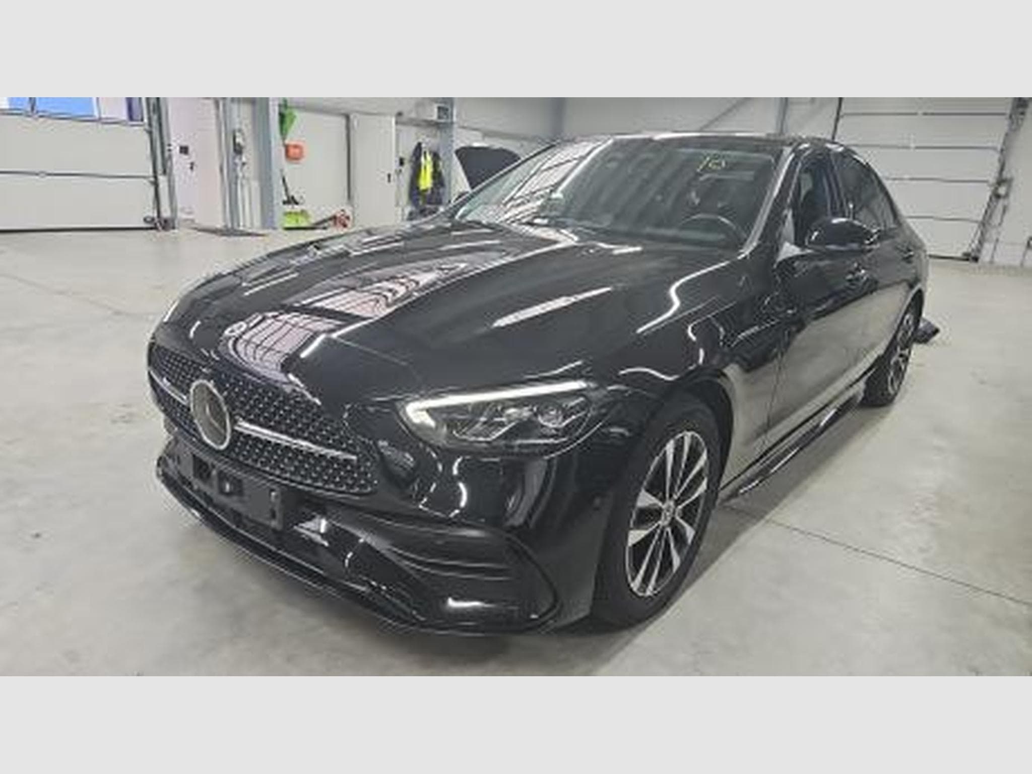 Mercedes C 300 AMG-Line (2022) - Photo 2