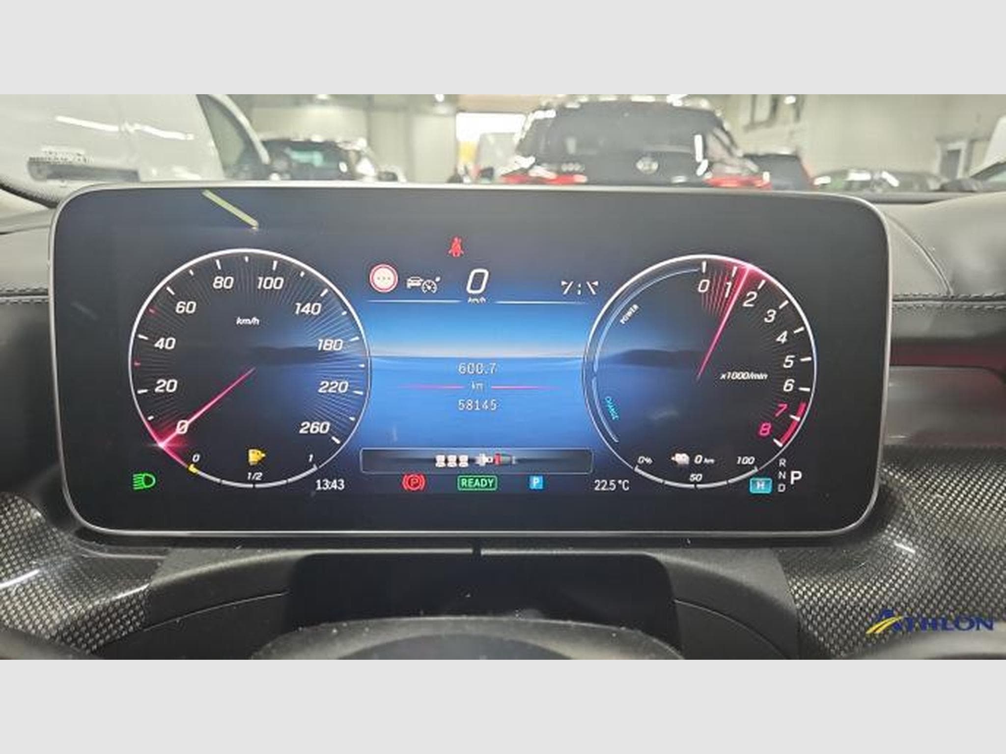 Mercedes C 300 AMG-Line (2022) - Photo 7