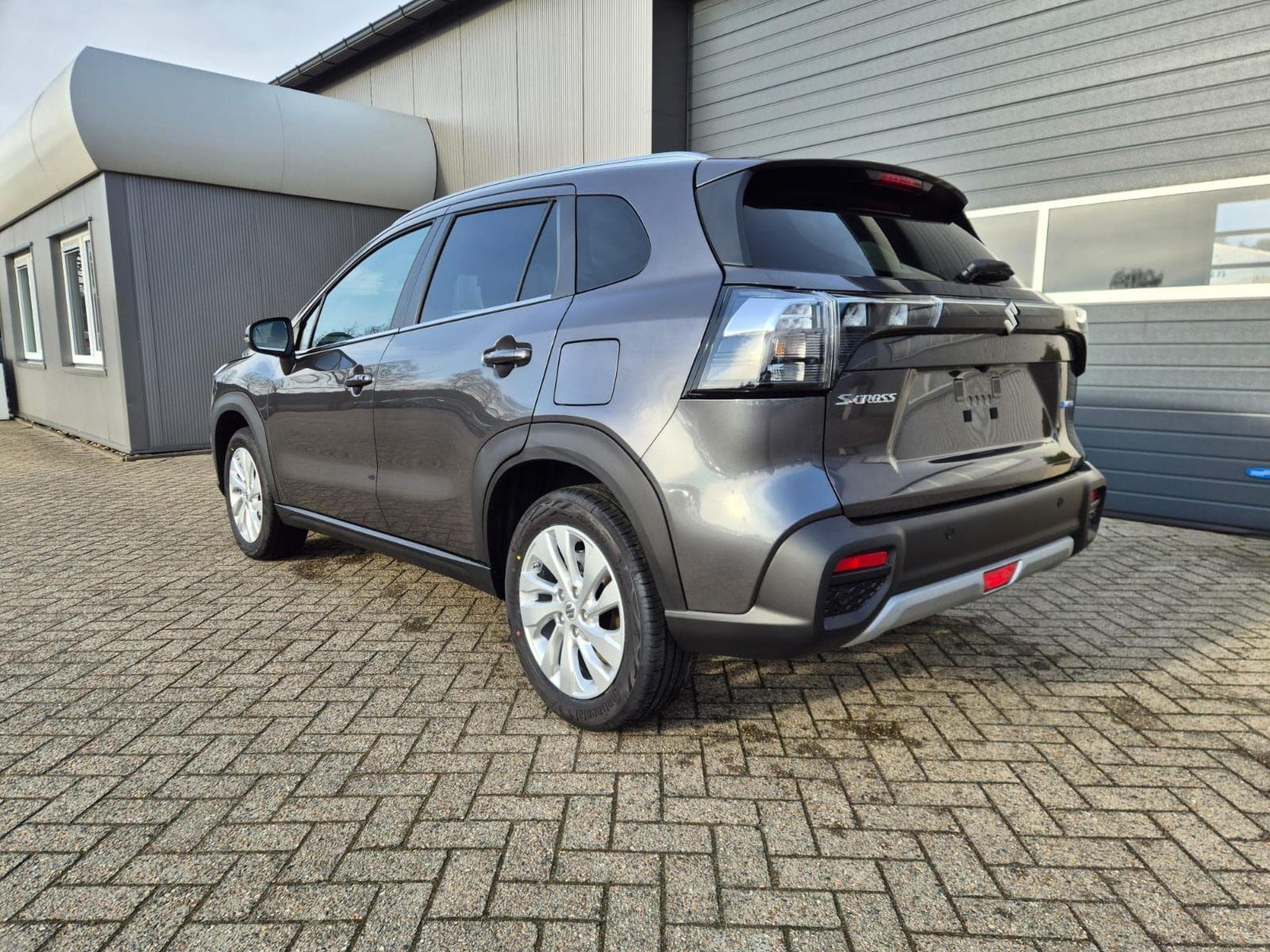Suzuki S-Cross Comfort+ (2026) - Photo 3