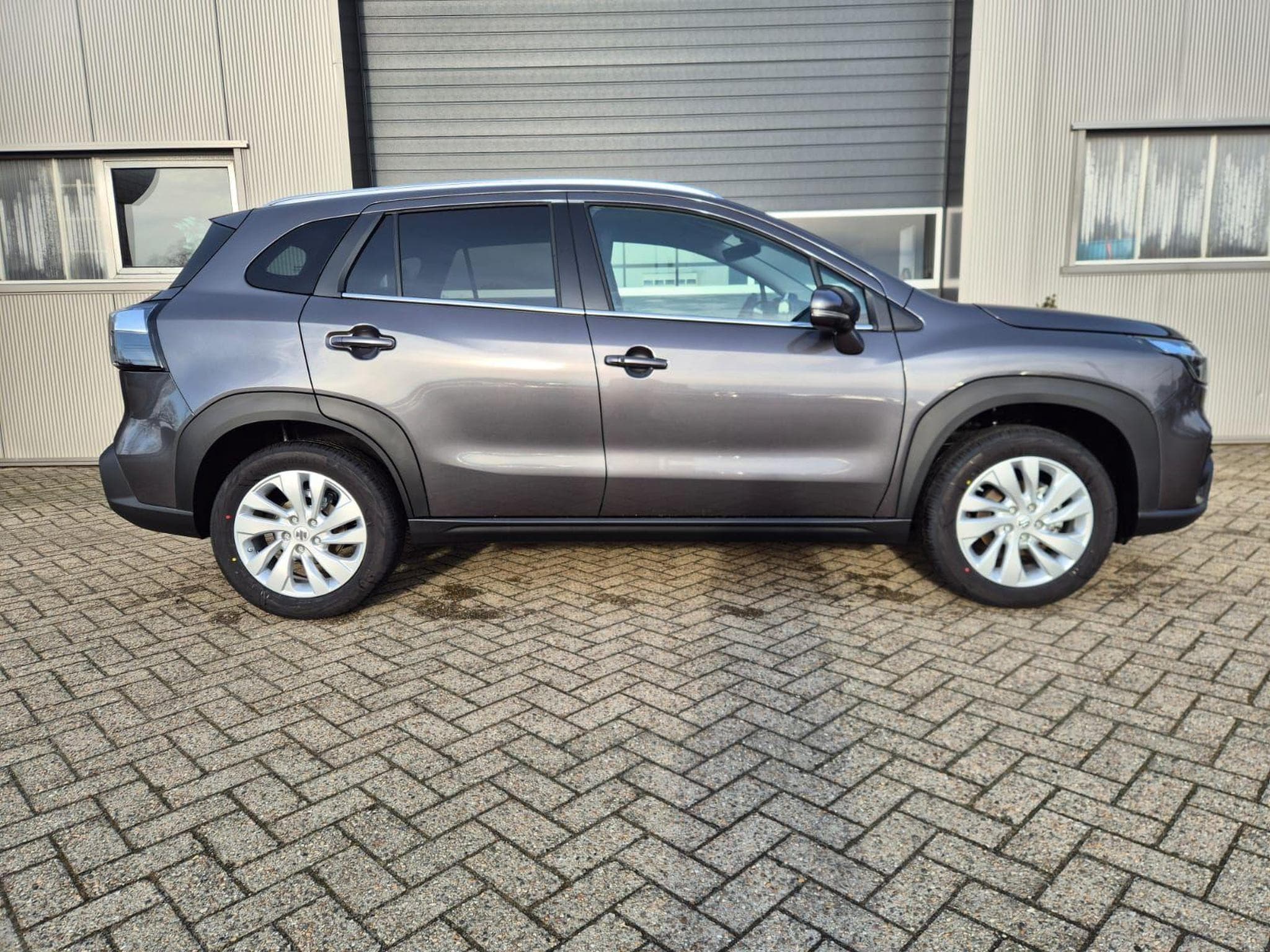 Suzuki S-Cross Comfort+ (2026) - Photo 6