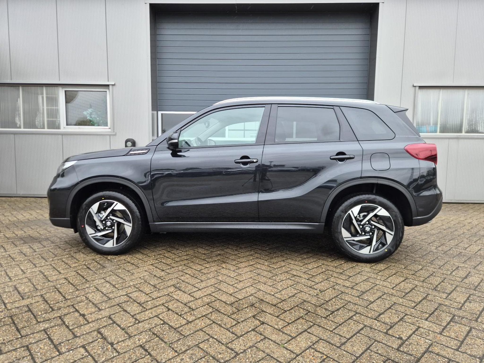 Suzuki Vitara Comfort+ (2026) - Foto 2