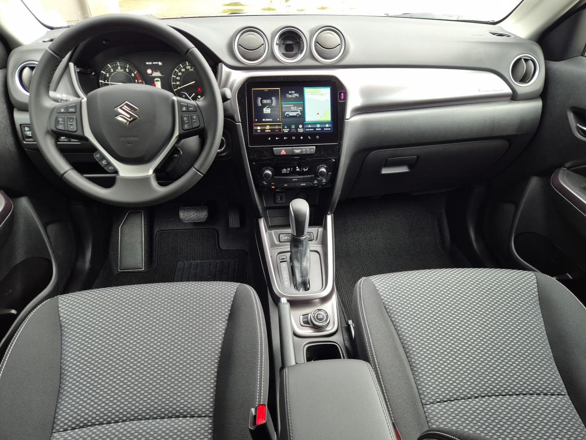 Suzuki Vitara Comfort+ (2026) - Foto 10