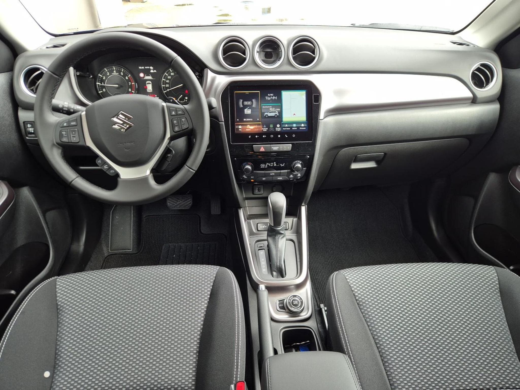 Suzuki Vitara Comfort+ (2026) - Foto 11