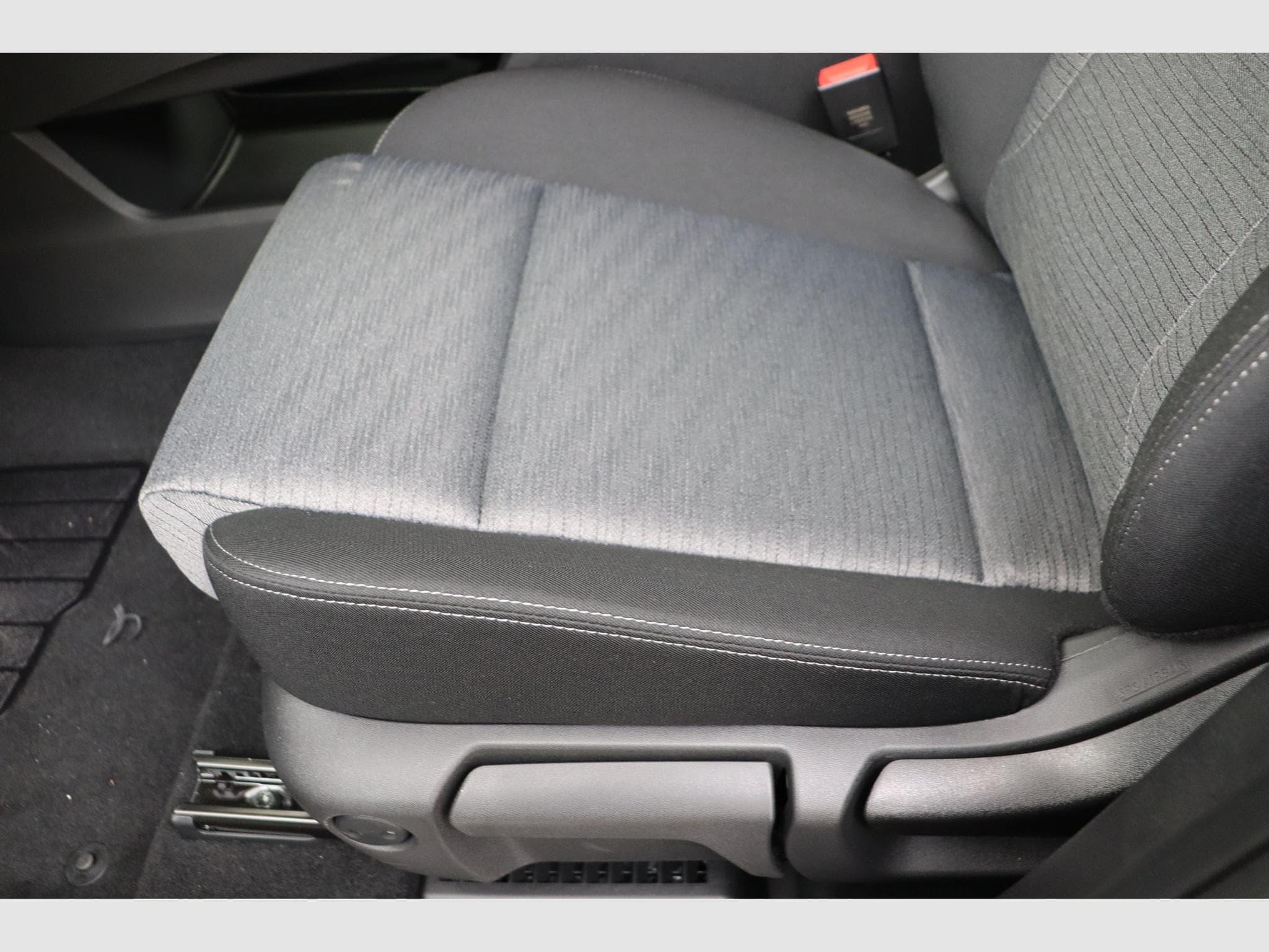 Nissan X-Trail N-Connecta + Comfort Pack 7pl (2026) - Photo 15