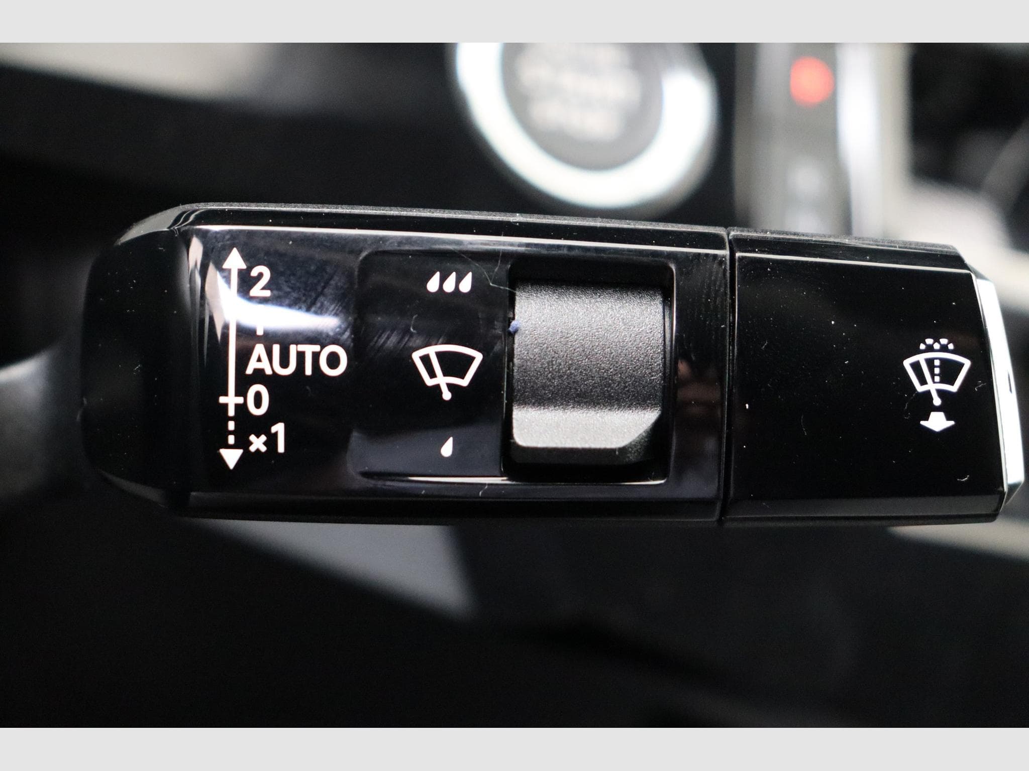 Peugeot E-3008 GT (2026) - Photo 19