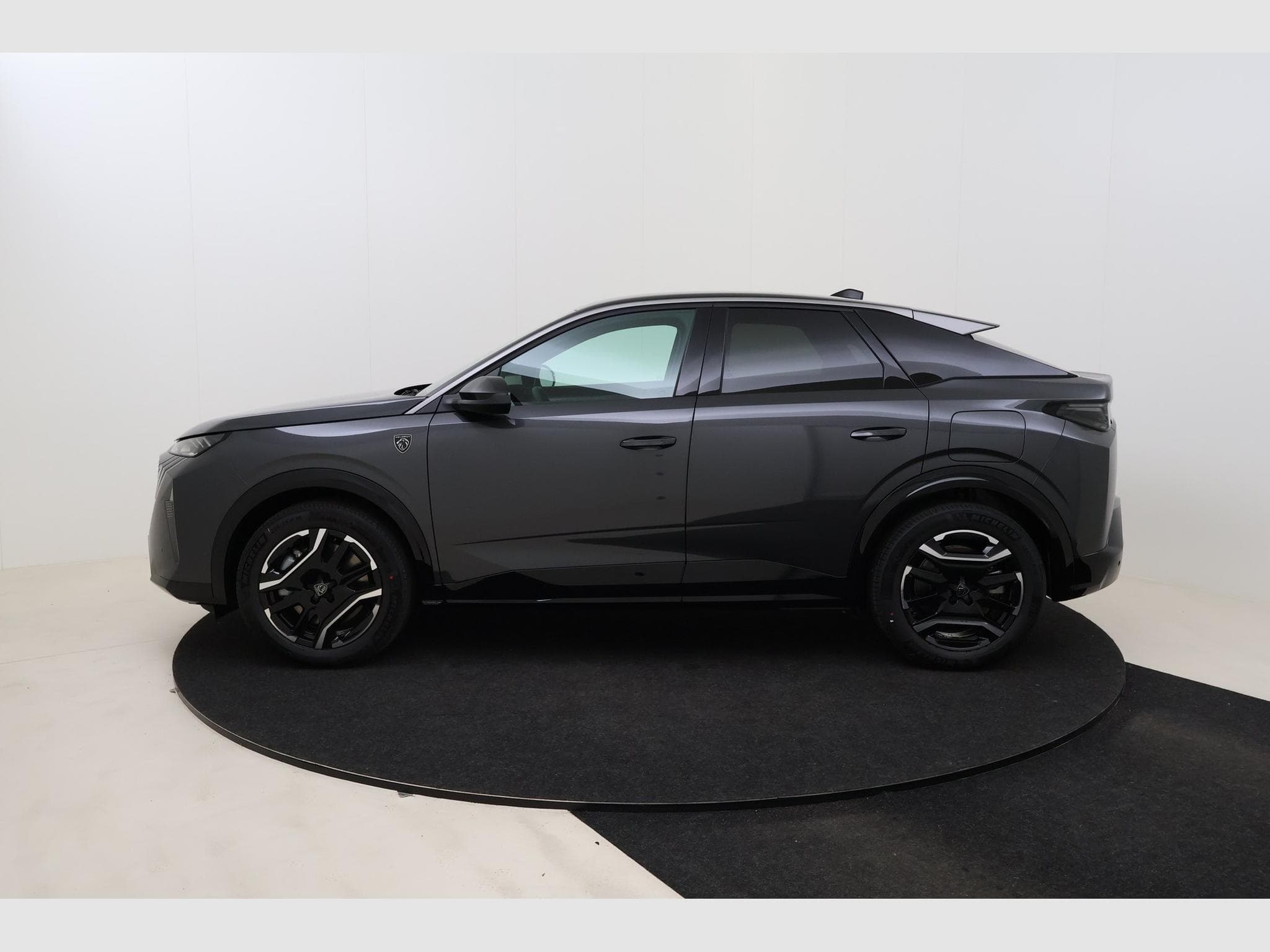 Peugeot E-3008 GT (2026) - Photo 9