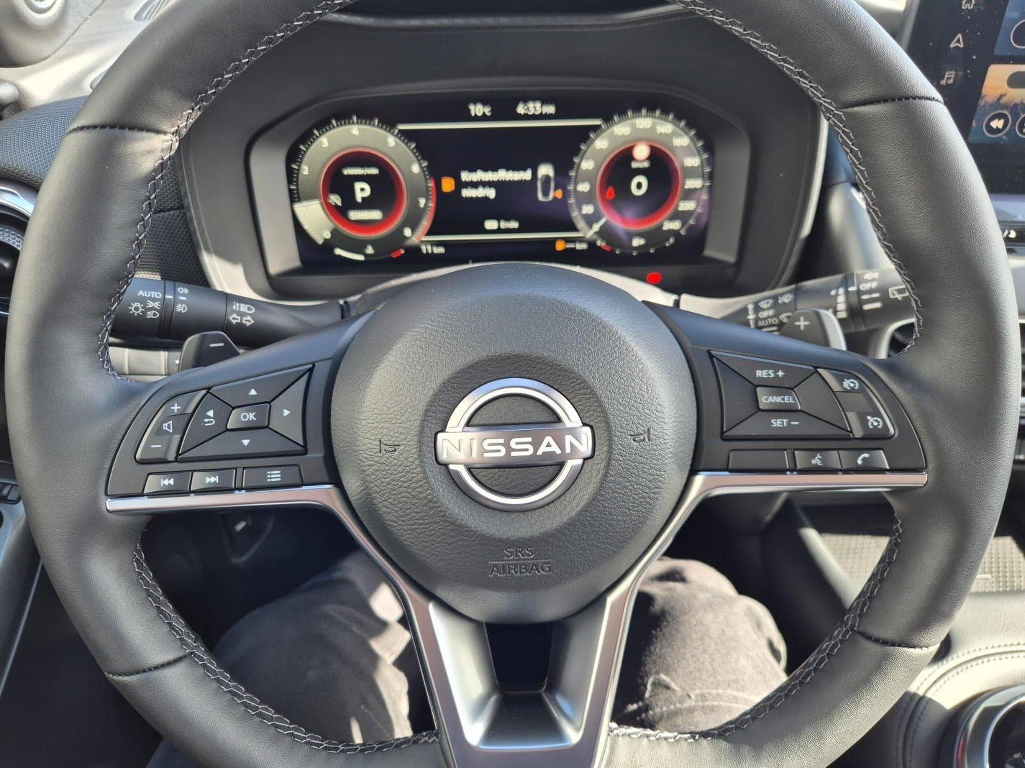 Nissan Juke N-Design (2026) - Photo 16