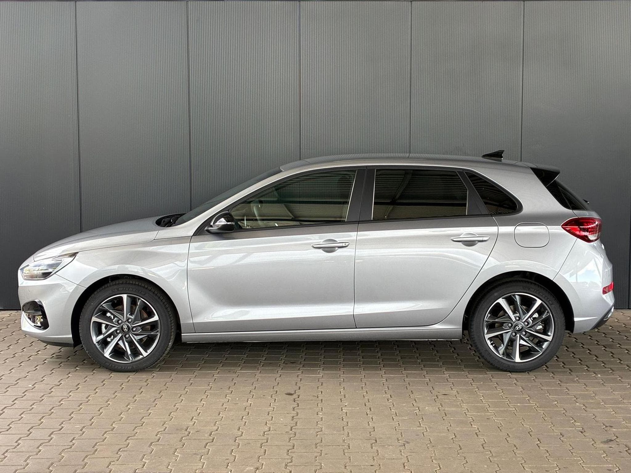 Hyundai i30 Comfort Plus (2025) - Photo 2