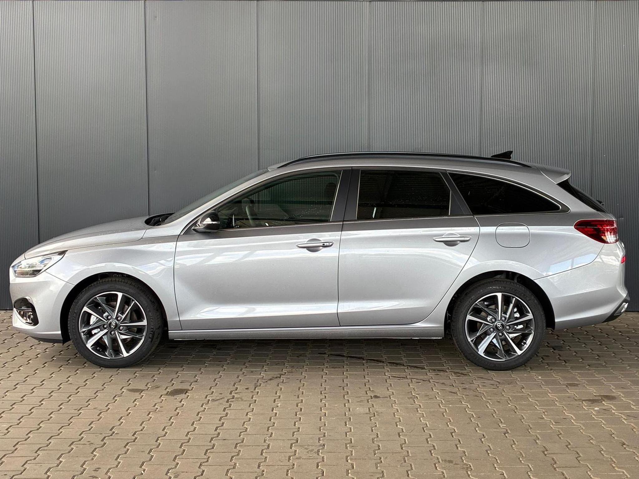 Hyundai i30 Comfort Plus (2025) - Photo 2