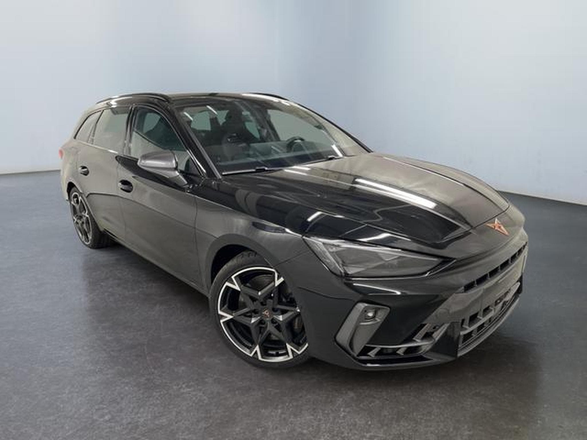 Cupra Leon VZ (2025) - Photo 1