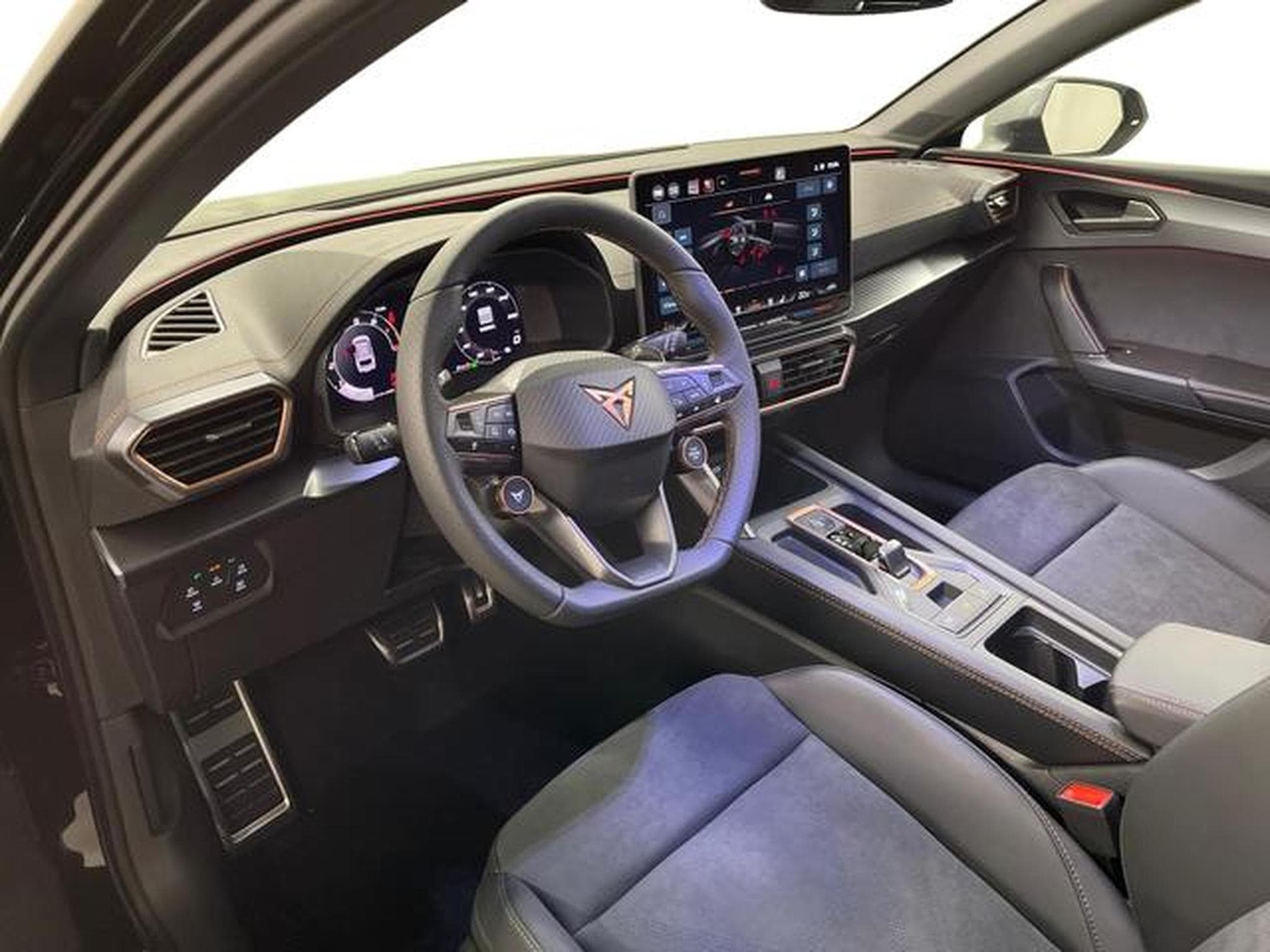 Cupra Leon VZ (2025) - Photo 13