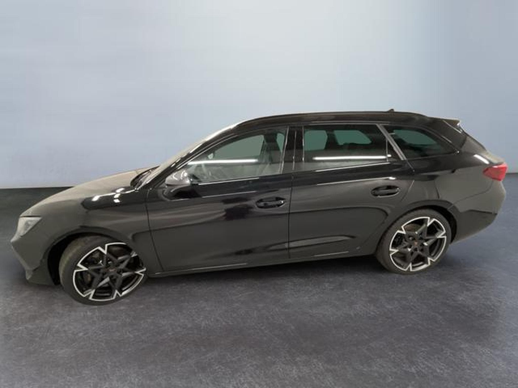 Cupra Leon VZ (2025) - Photo 4
