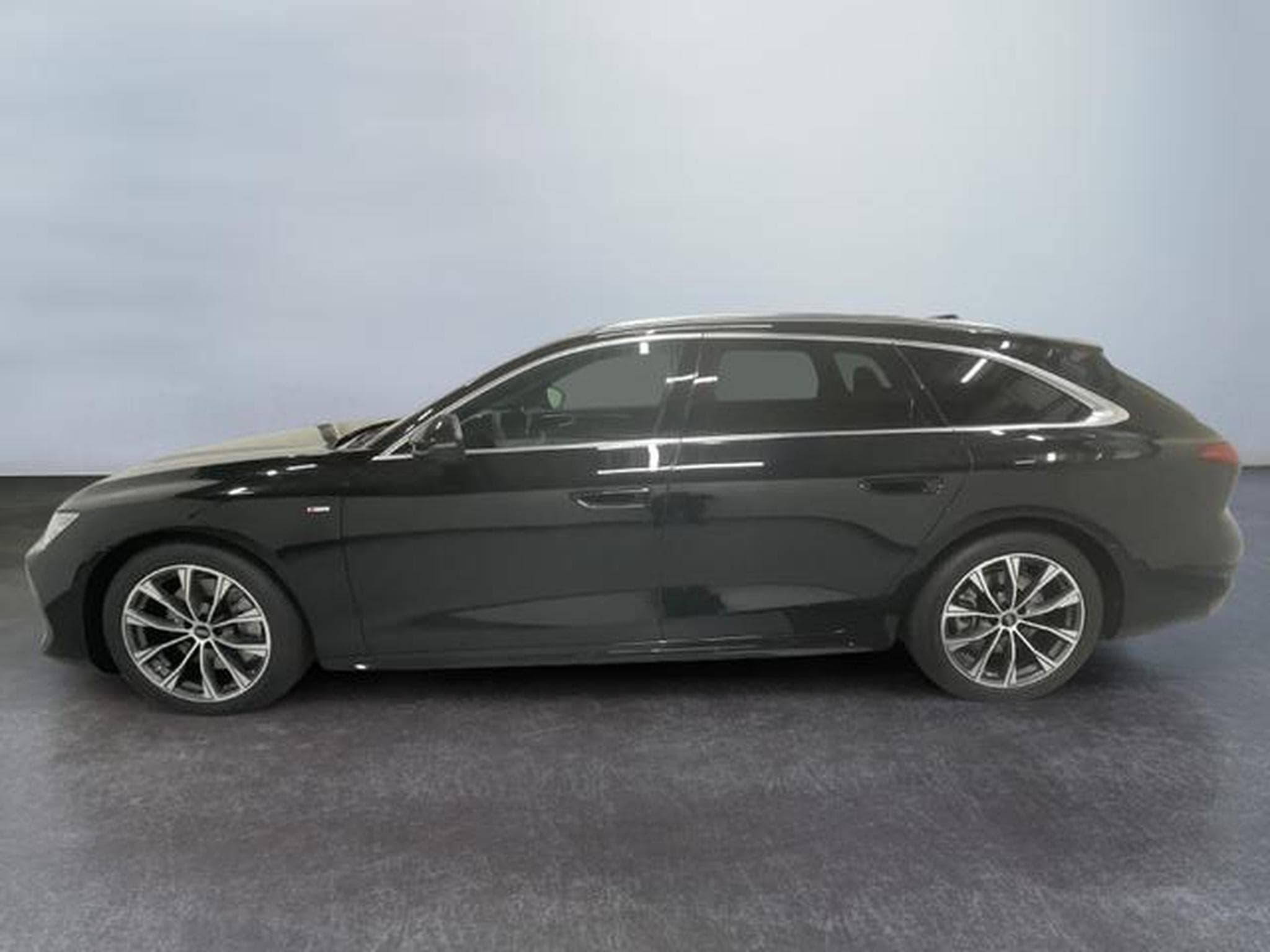 Audi A6 S-Line (2025) - Photo 4