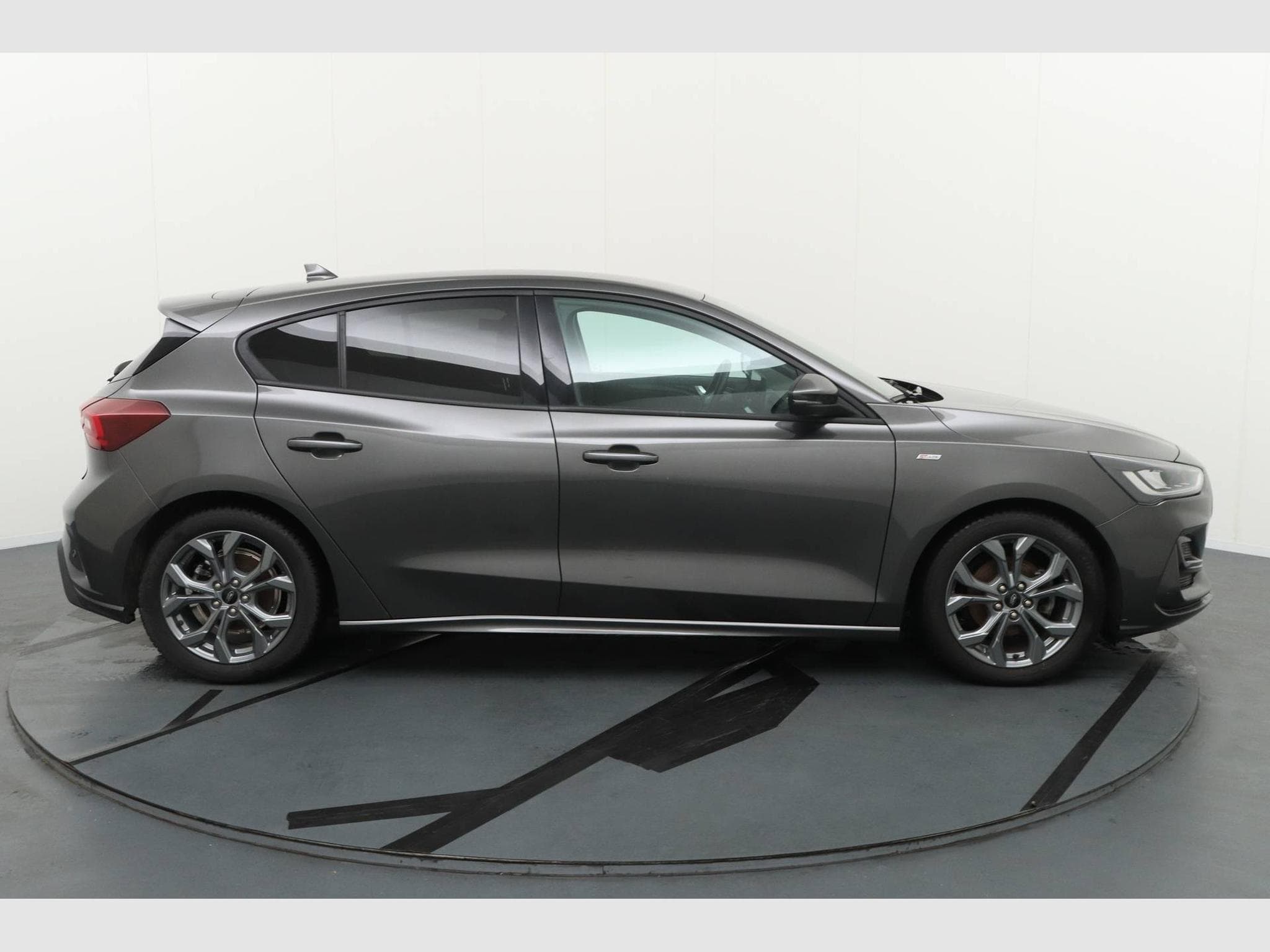 Ford Focus ST-Line x (2025) - Photo 6