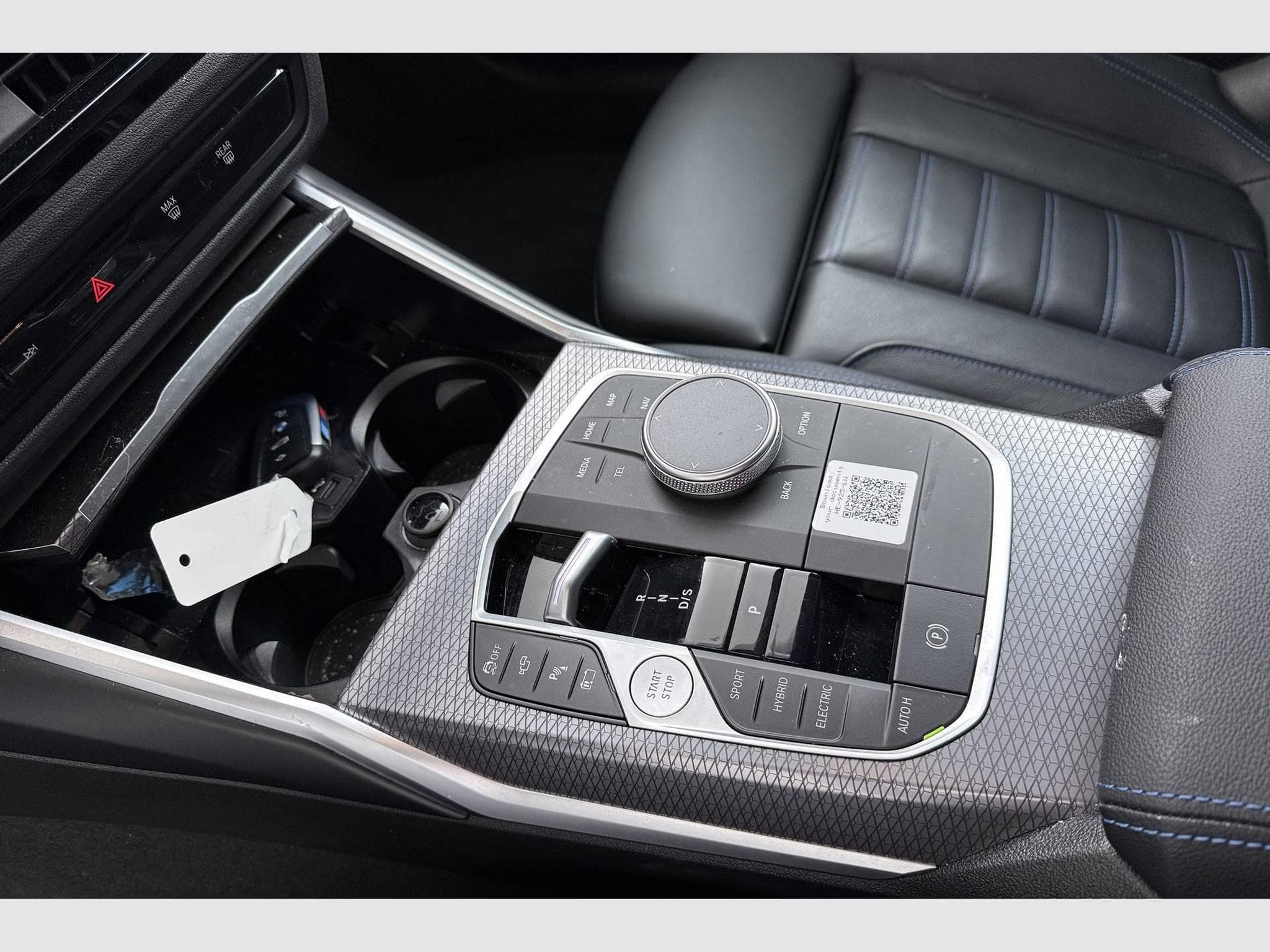 Bmw 330 M Sport (2025) - Photo 13