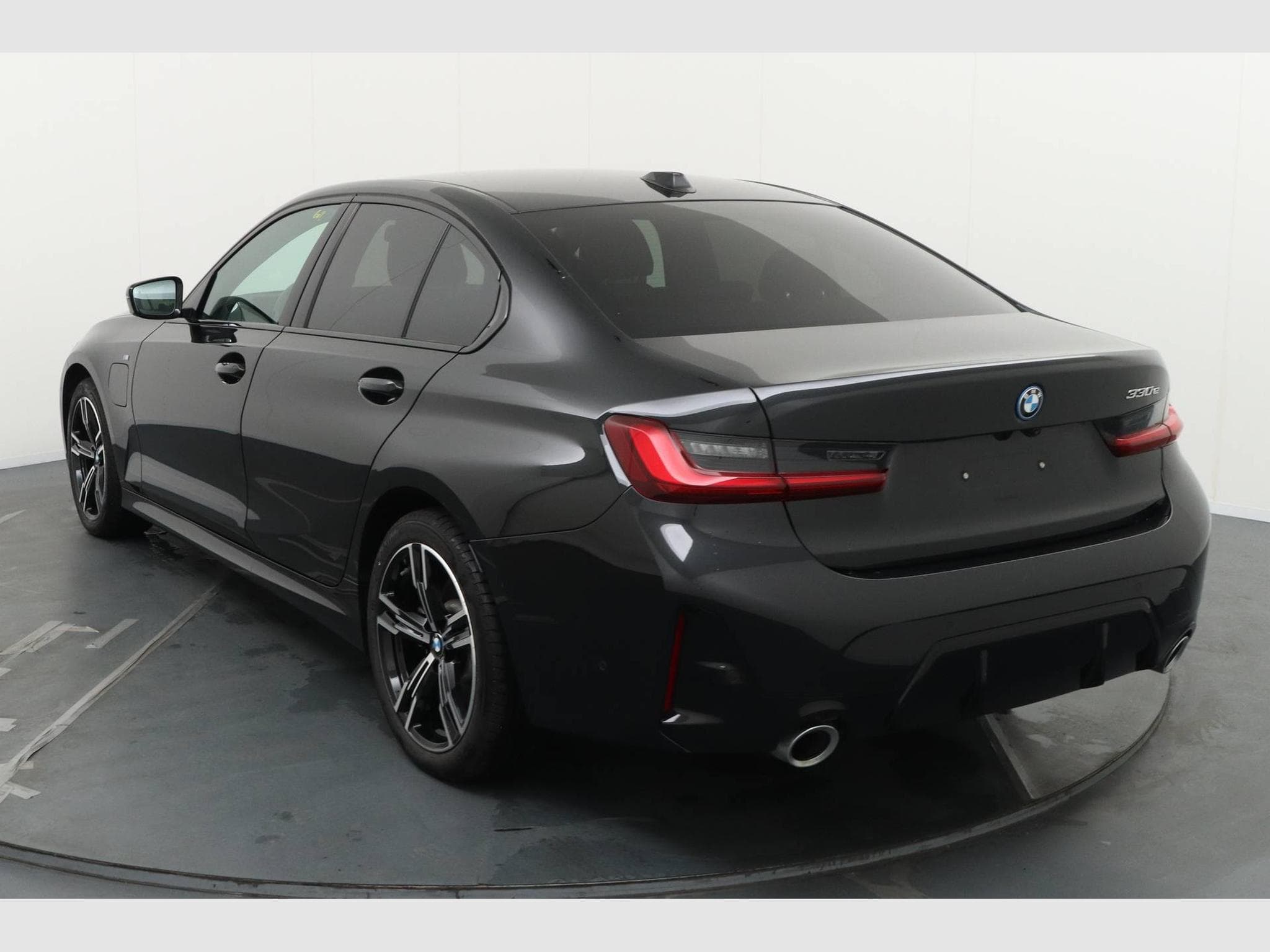 Bmw 330 M Sport (2025) - Photo 3