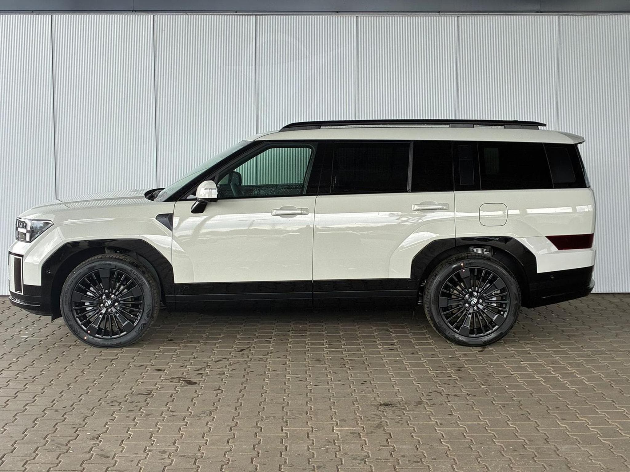 Hyundai Santa Fe (2026) - Photo 2