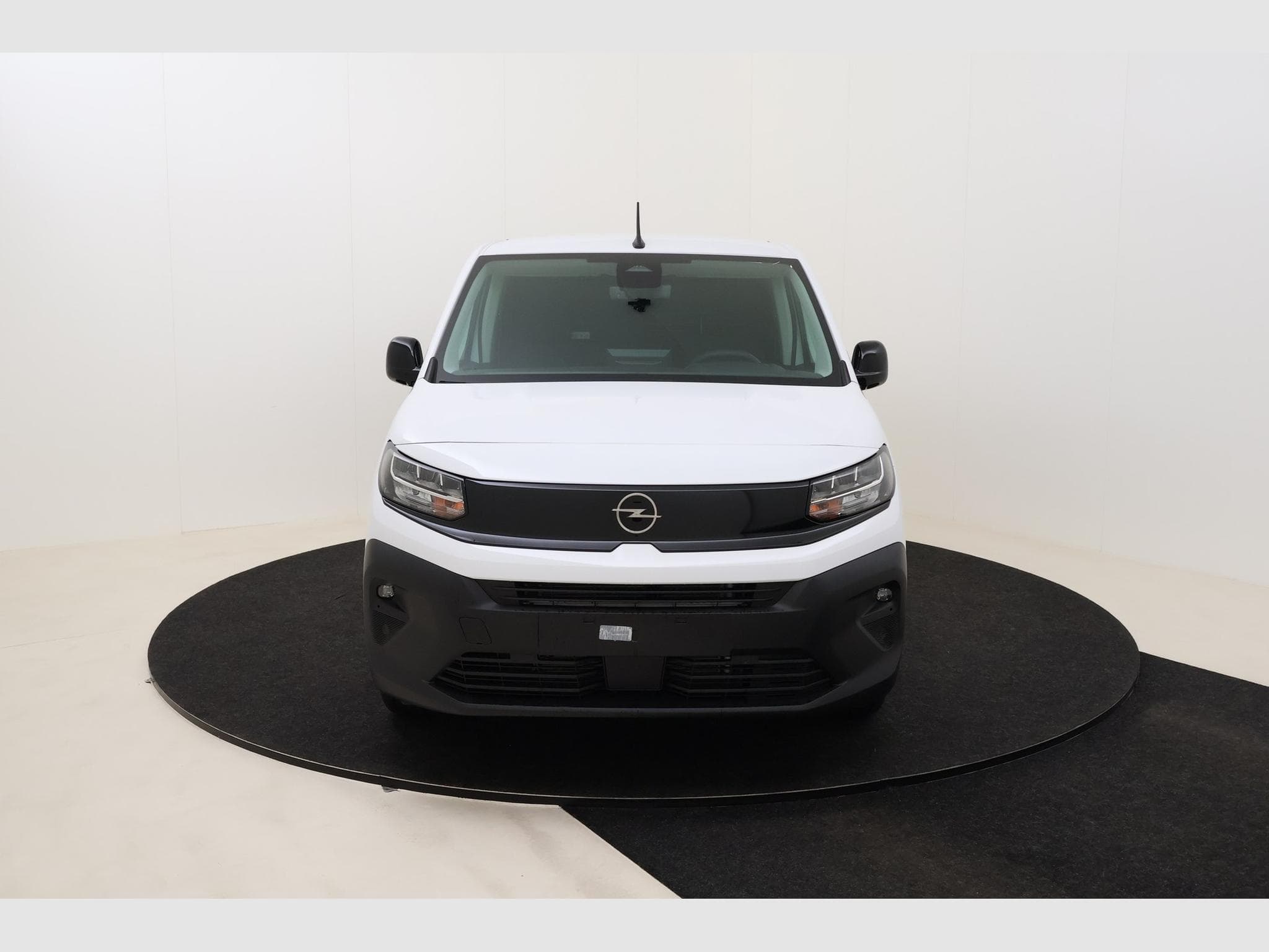 Opel Combo Cargo L2H1 Heavy (2026) - Photo 2