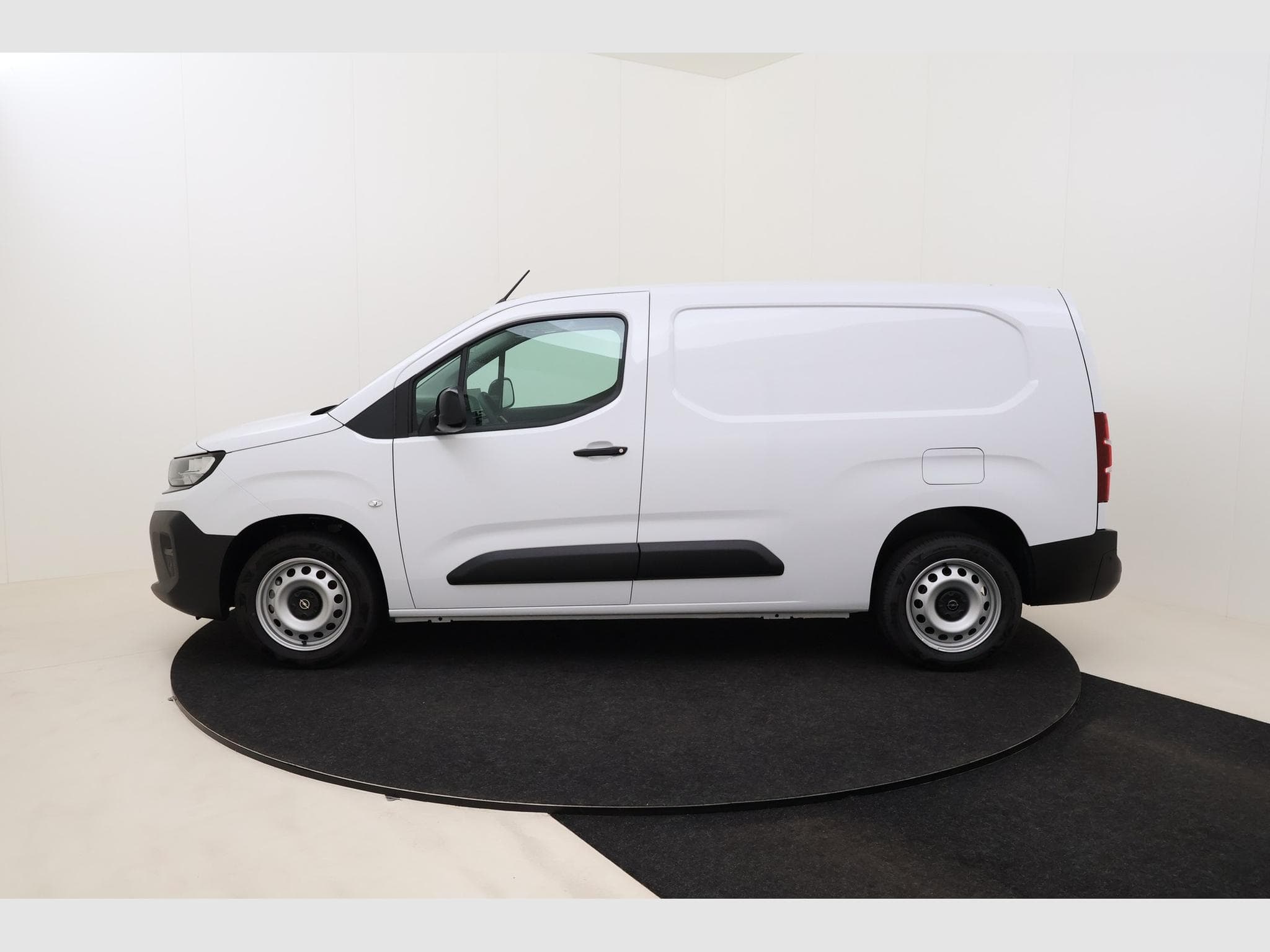 Opel Combo Cargo L2H1 Heavy (2026) - Photo 9