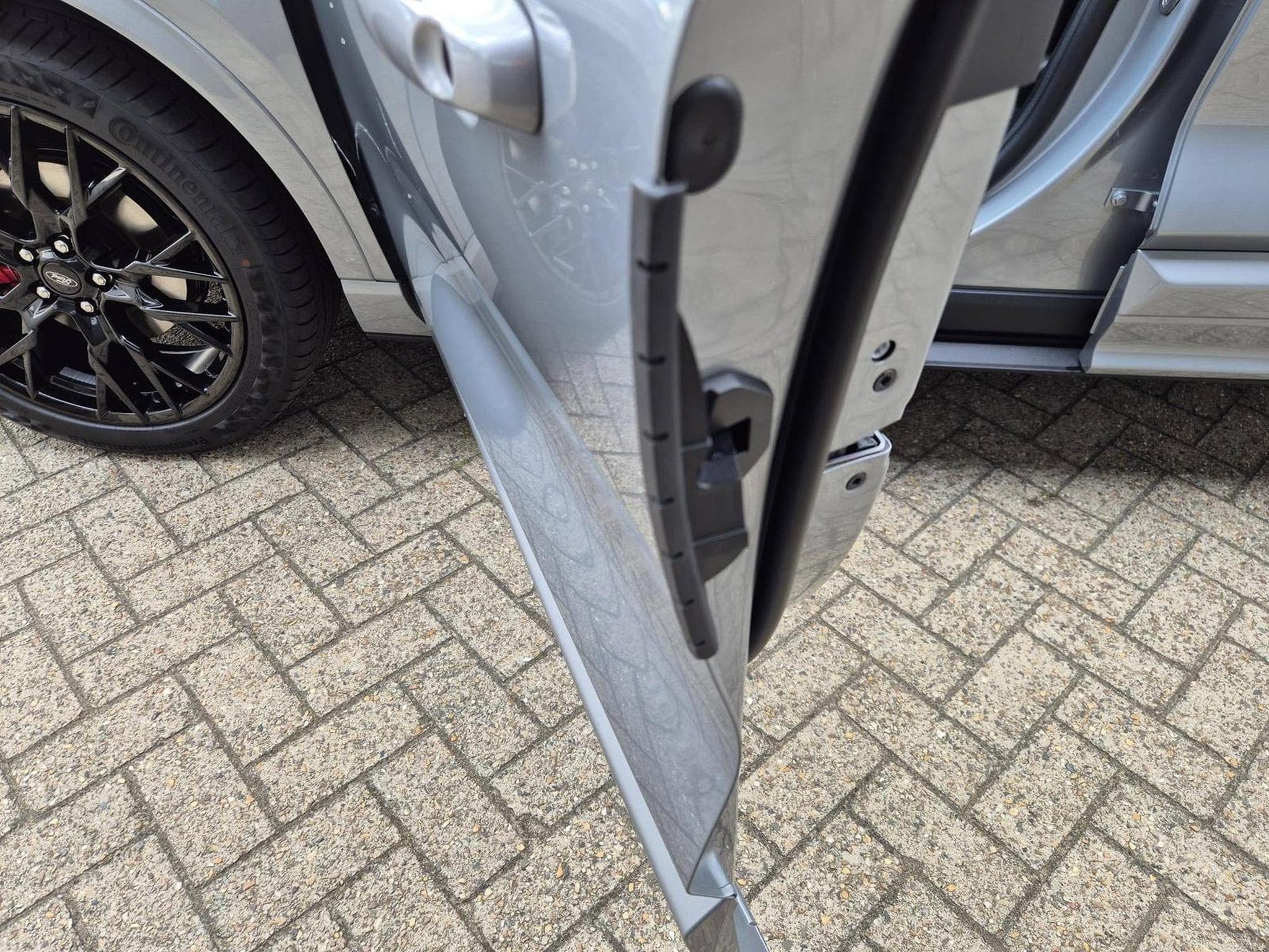 Ford Kuga ST-Line (2025) - Photo 12