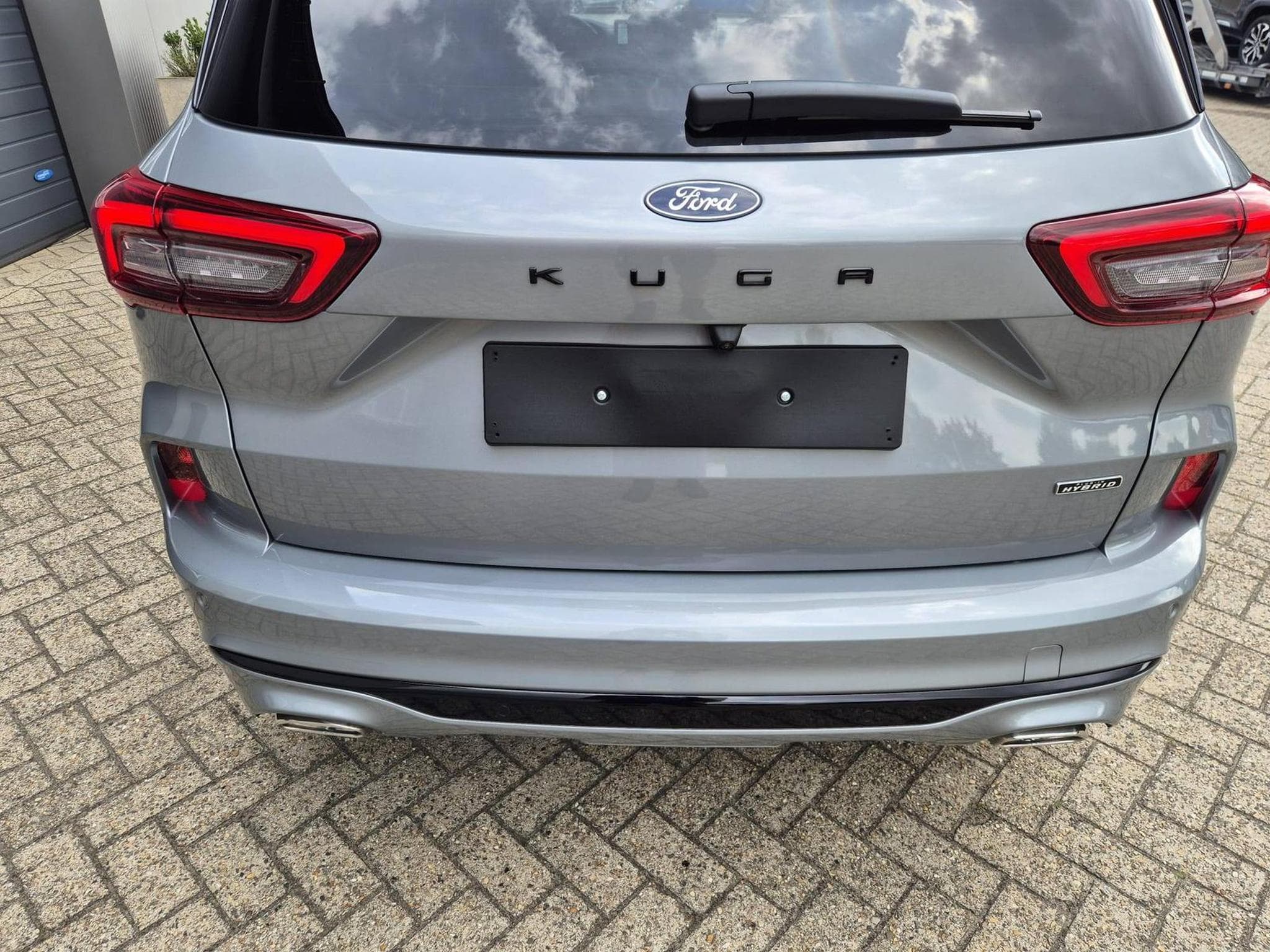 Ford Kuga ST-Line (2025) - Photo 15