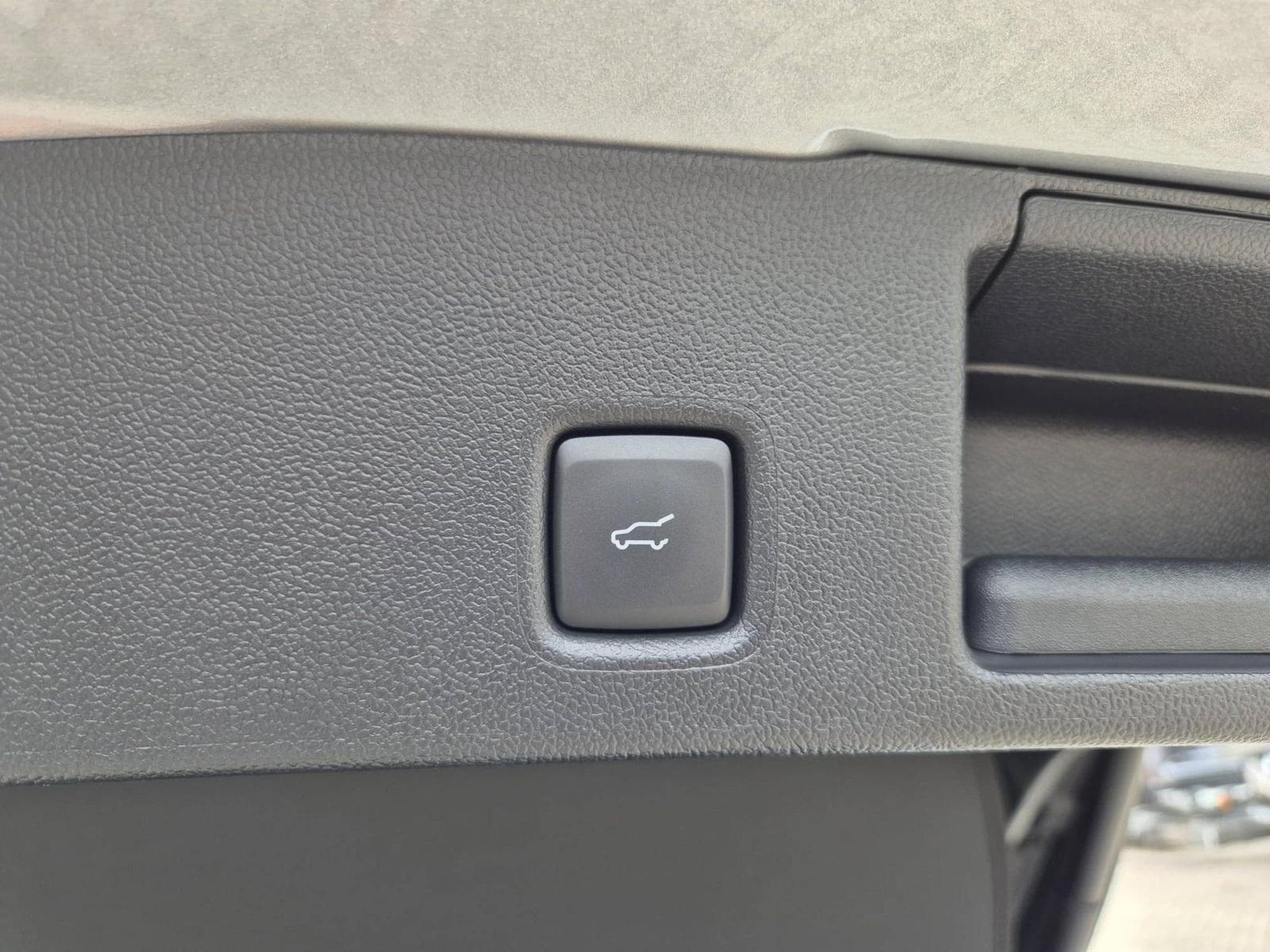 Ford Kuga ST-Line (2025) - Photo 16