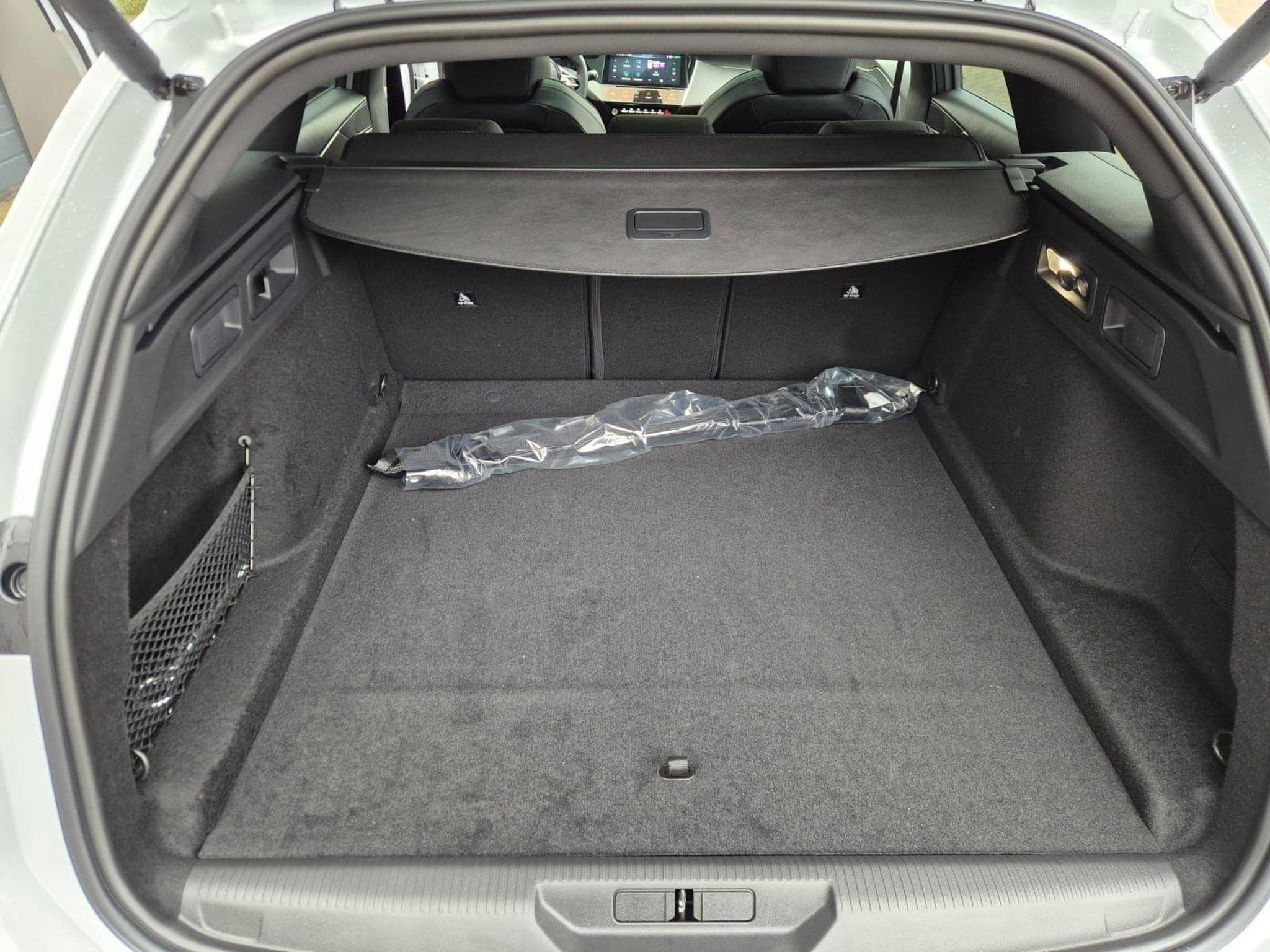 Peugeot 308 GT SW (2026) - Photo 11