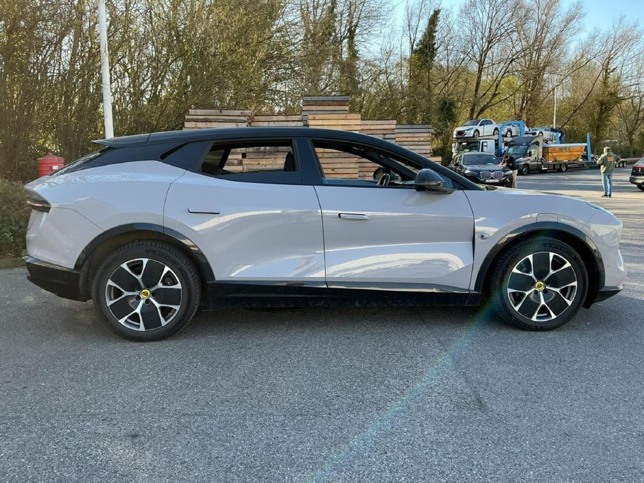Lotus Eletre Eletre (2023) - Photo 5