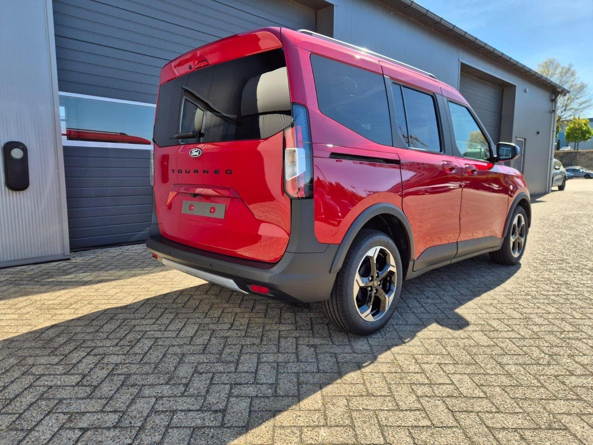 Ford Tourneo (2026) - Photo 5