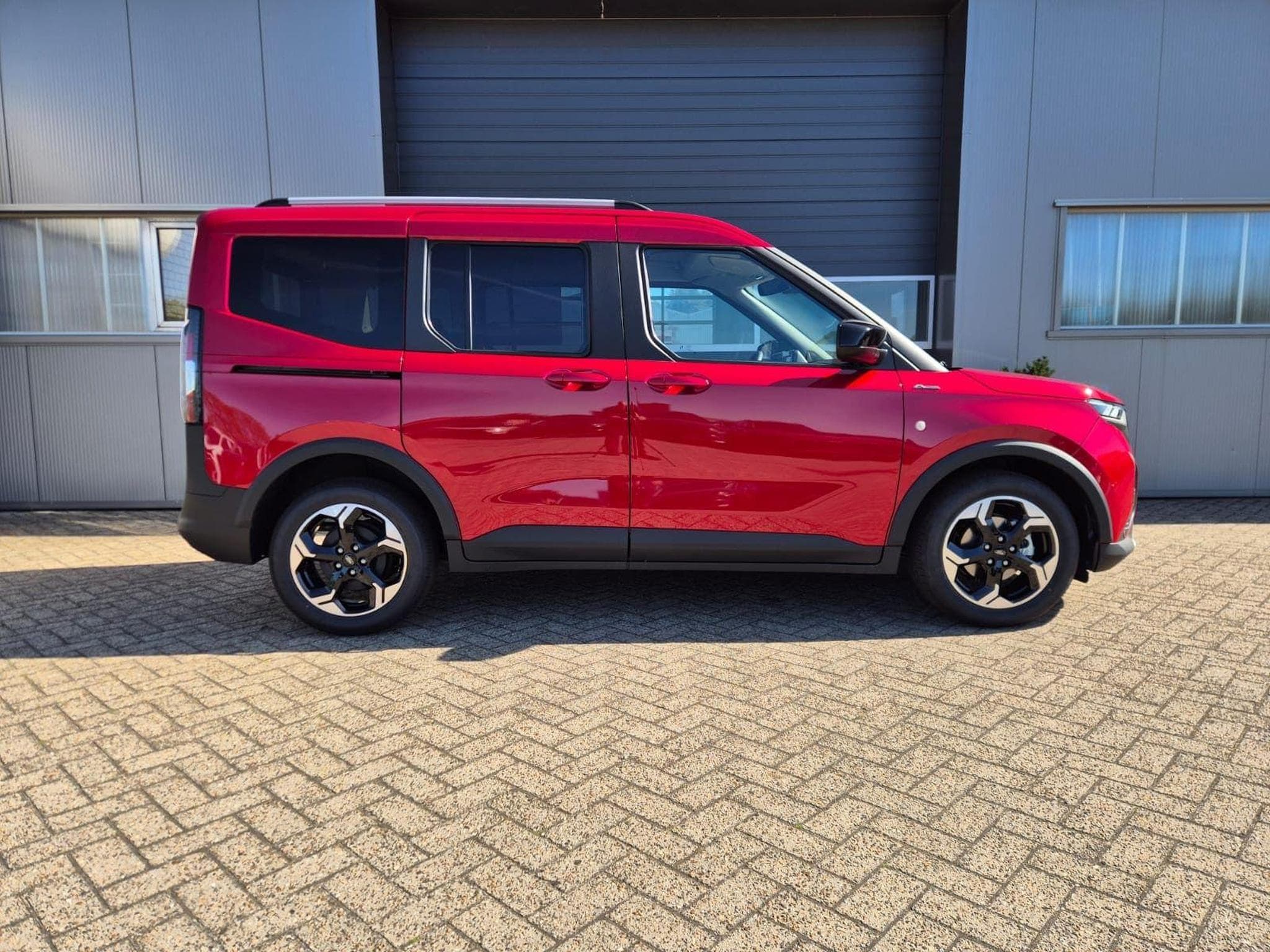 Ford Tourneo (2026) - Photo 6