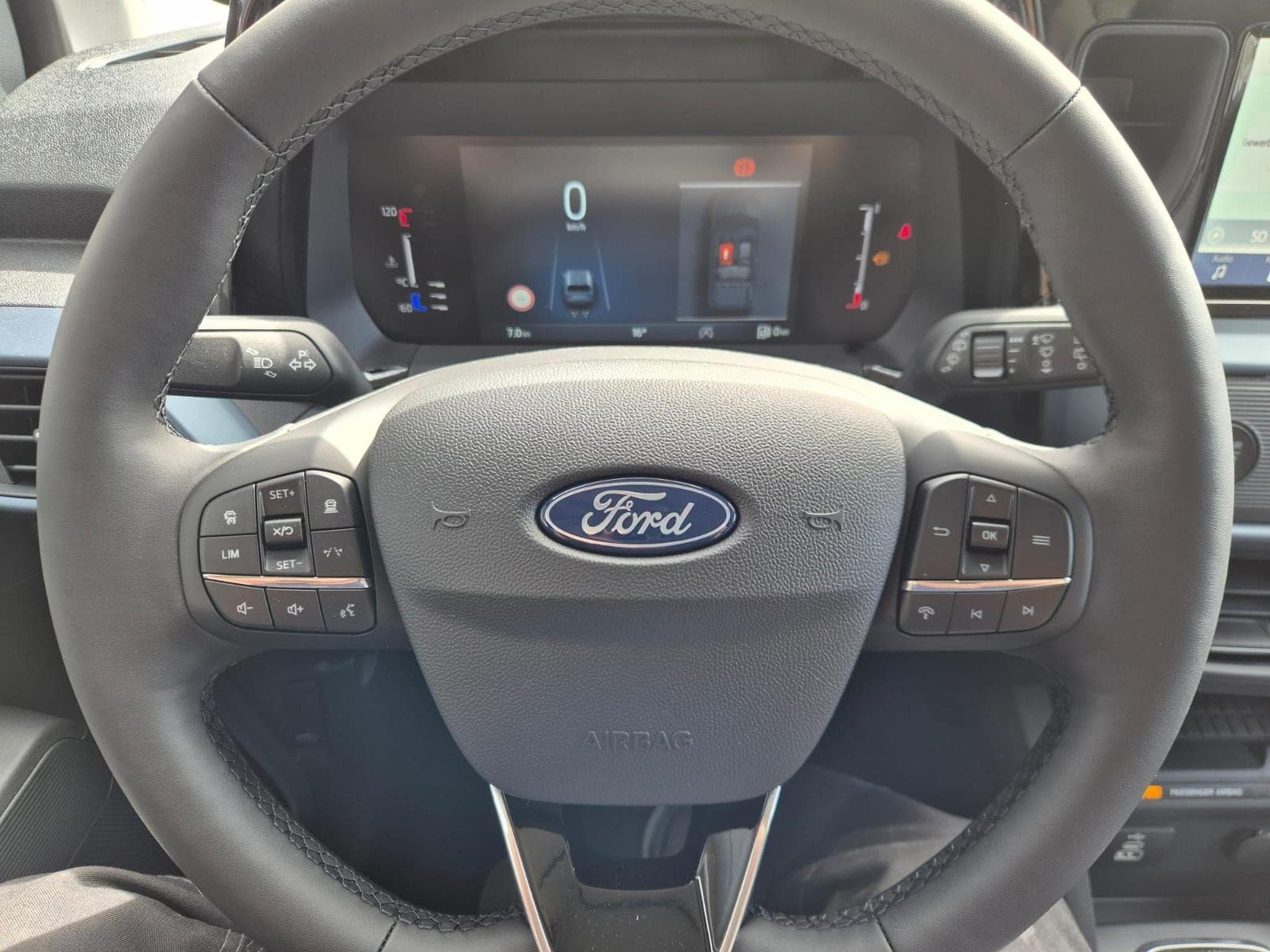 Ford Tourneo (2026) - Photo 16