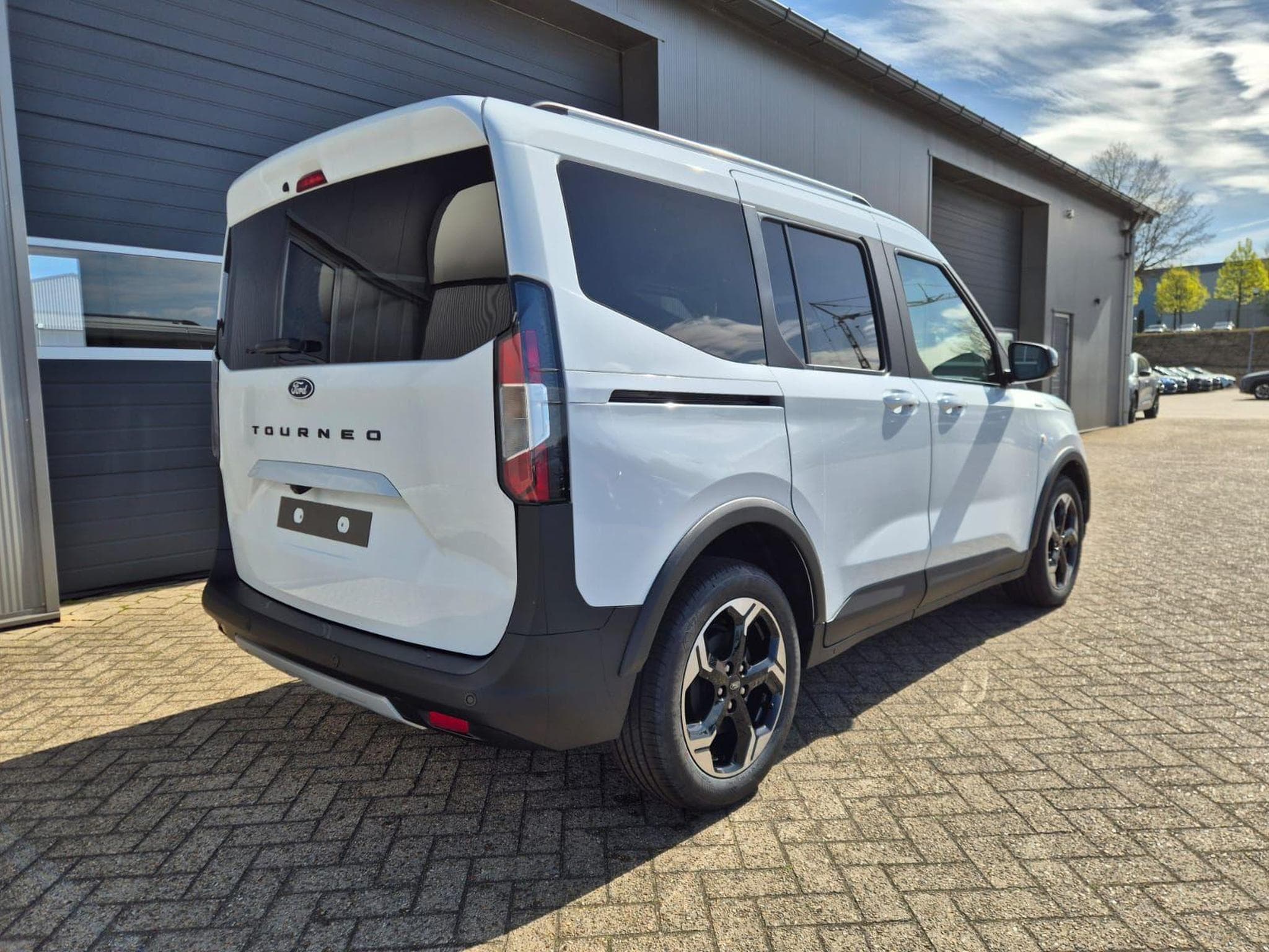 Ford Tourneo (2026) - Photo 5