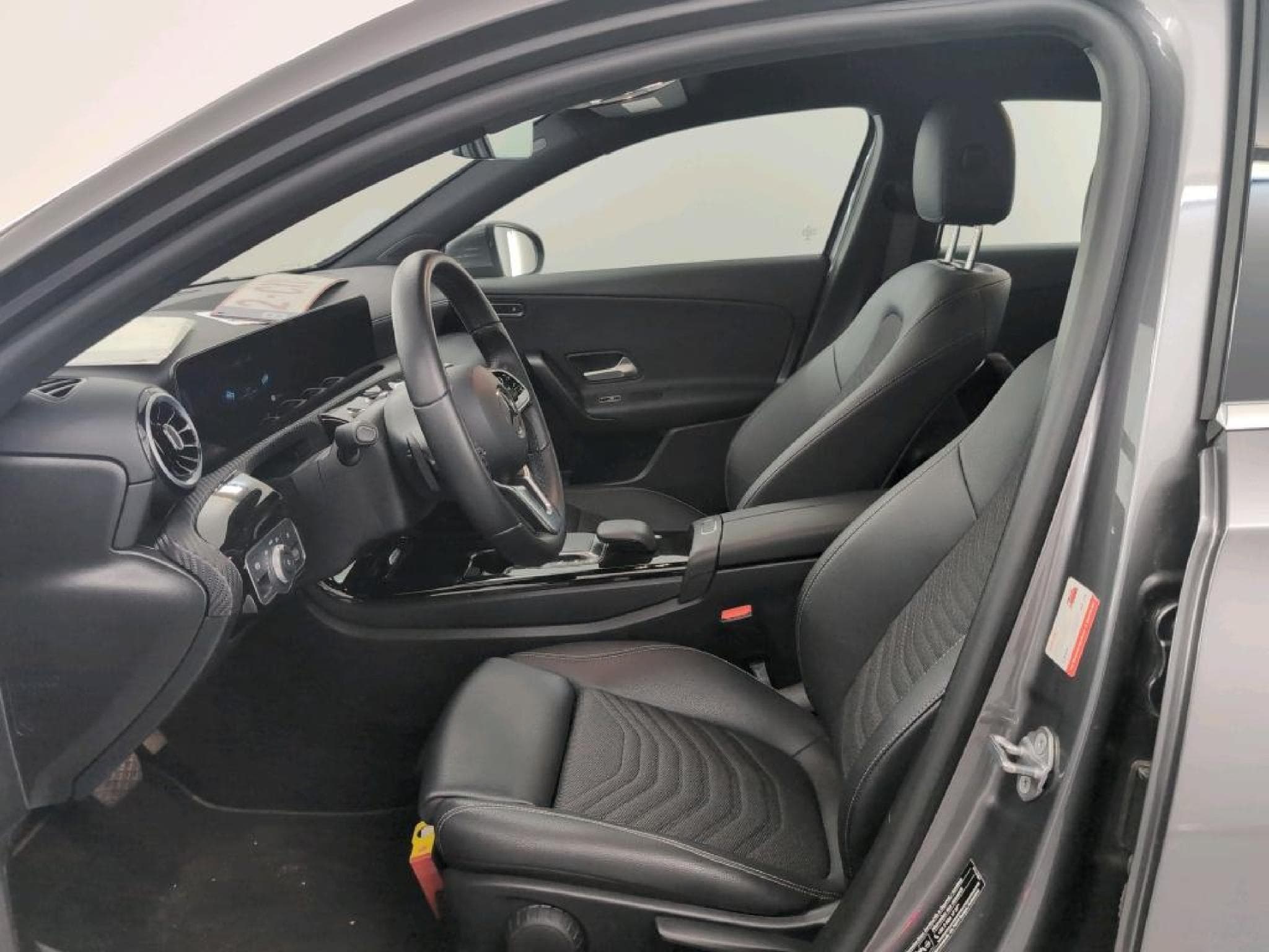 Mercedes A 250 A 250 e Lim. Style (EURO 6d) (2023) - Photo 13