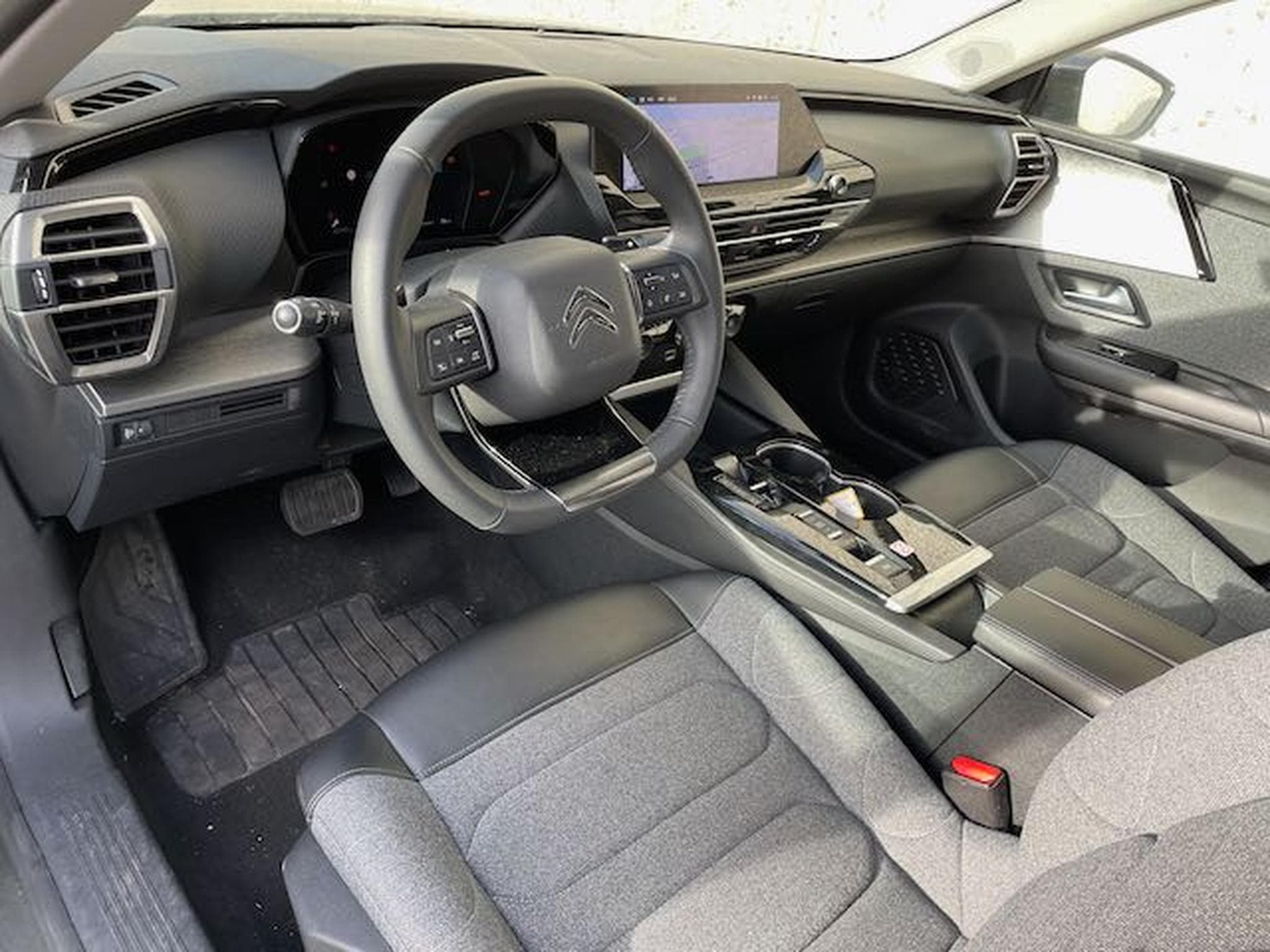 Citroen C5 X YOU (2024) - Photo 8