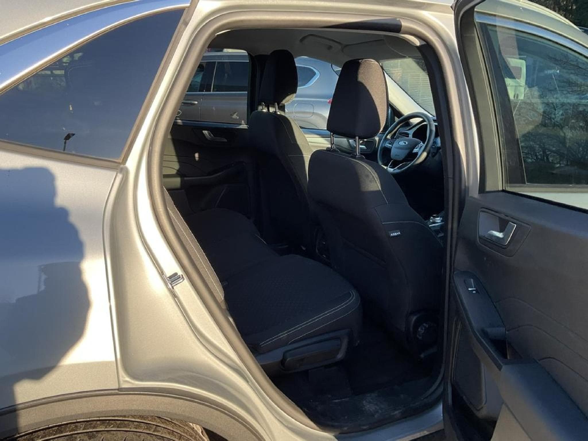 Ford Kuga Kuga 2.5 Duratec Hybrid FHEV Titanium FWD (EURO 6e (2024) - Foto 19