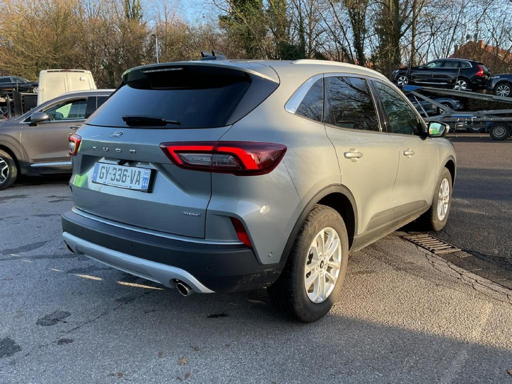 Ford Kuga Kuga 2.5 Duratec Hybrid FHEV Titanium FWD (EURO 6e (2024) - Foto 5