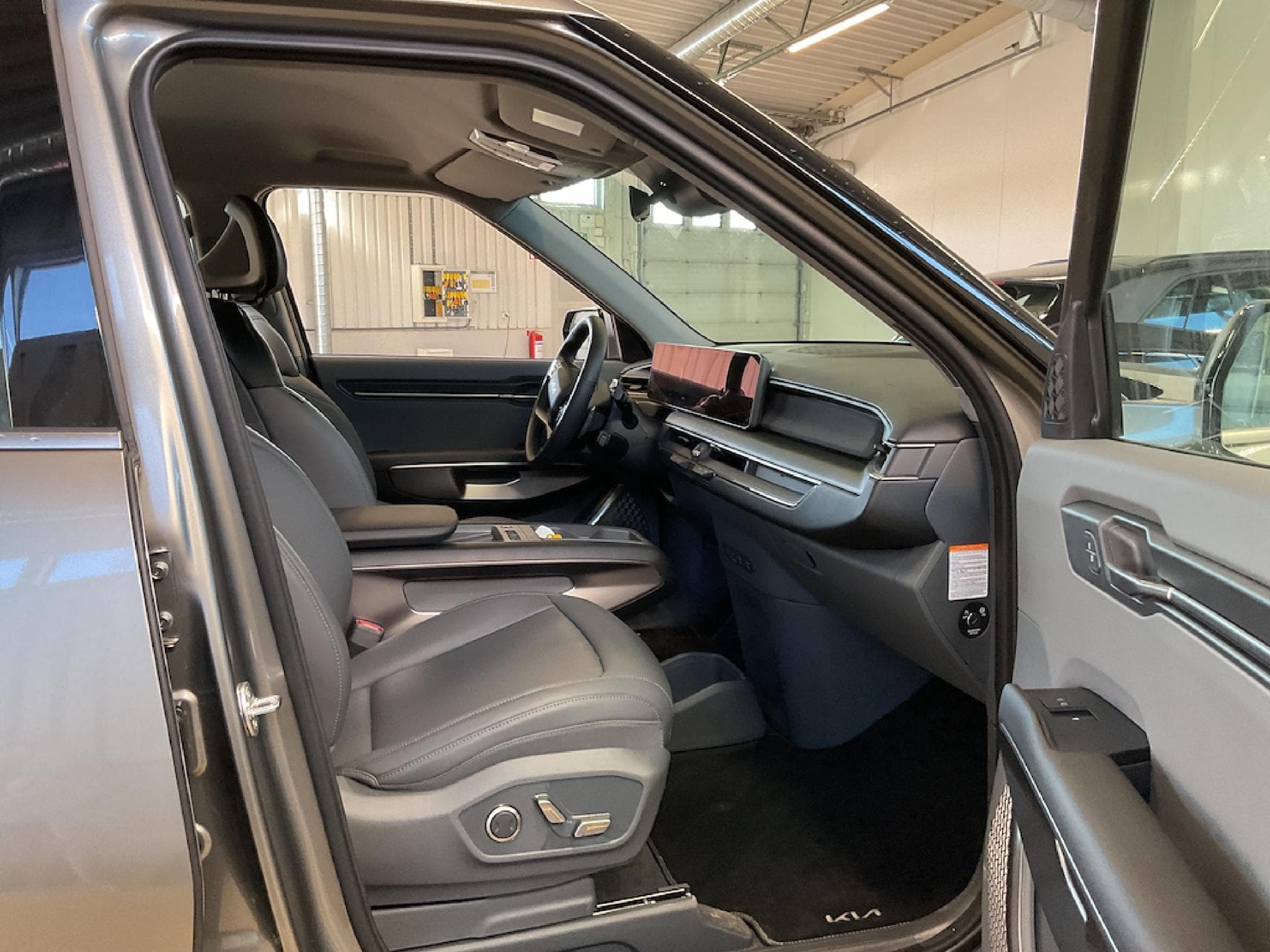 Kia EV9 EV9 Elektro 76,1 kWh Air 2WD (2026) - Foto 11