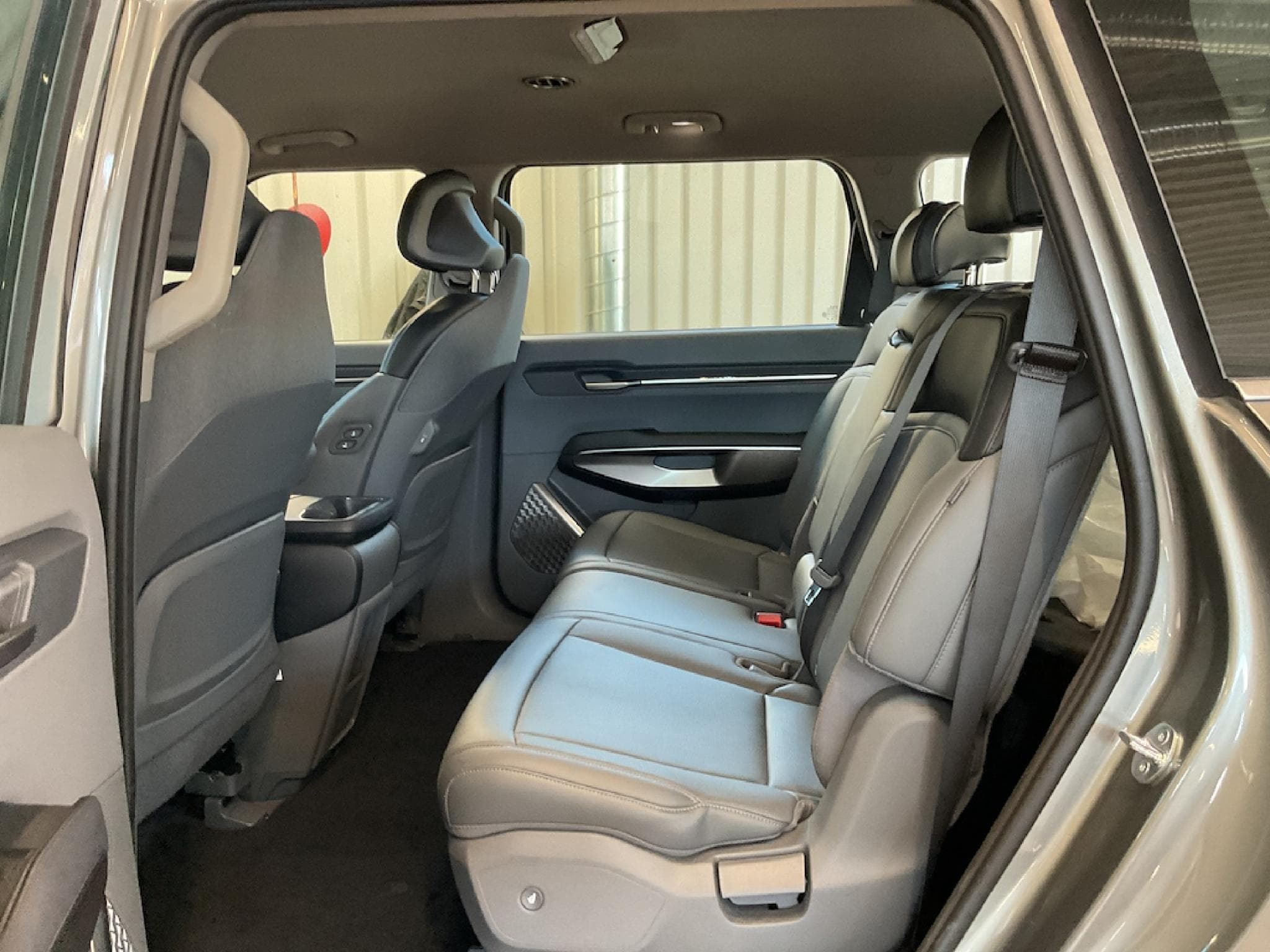 Kia EV9 EV9 Elektro 76,1 kWh Air 2WD (2026) - Foto 12