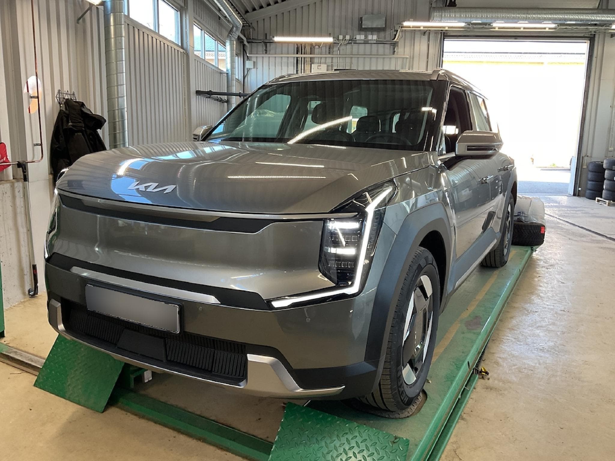 Kia EV9 EV9 Elektro 76,1 kWh Air 2WD (2026) - Foto 2
