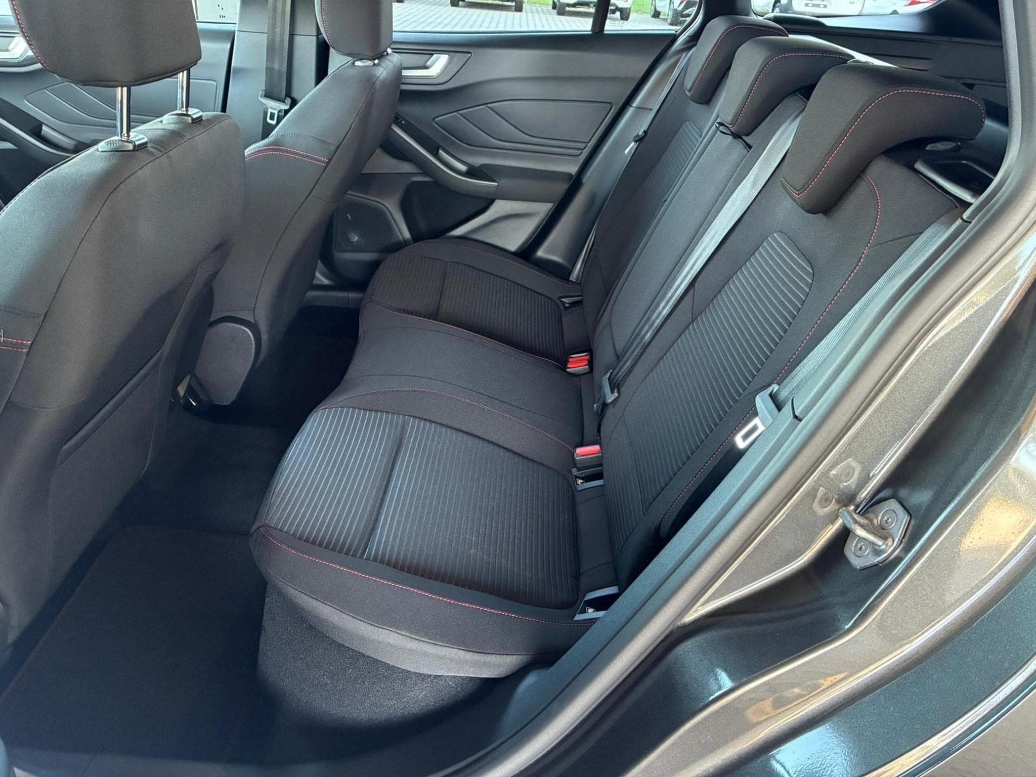 Ford Focus (2025) - Foto 8