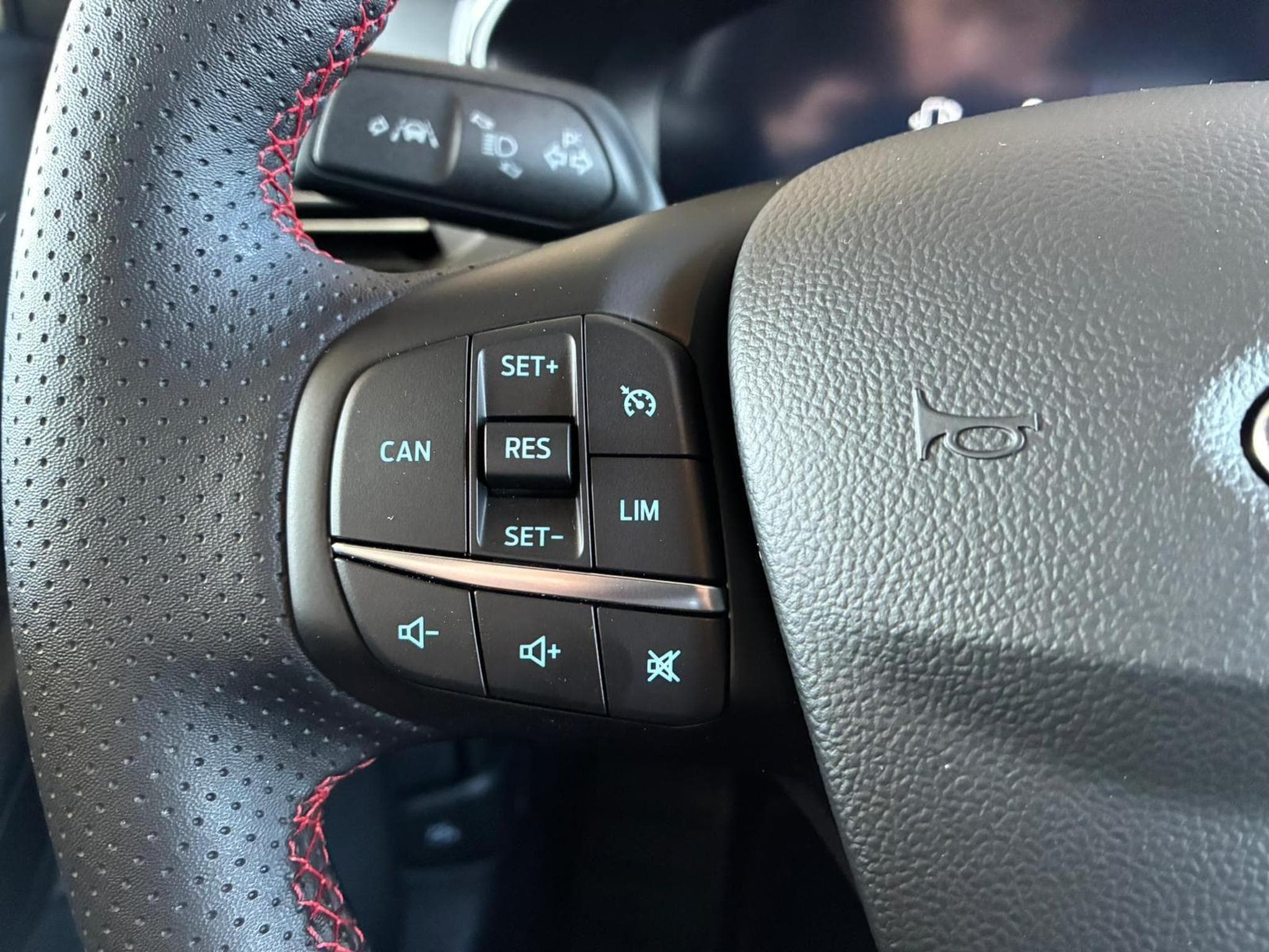 Ford Focus (2025) - Foto 18