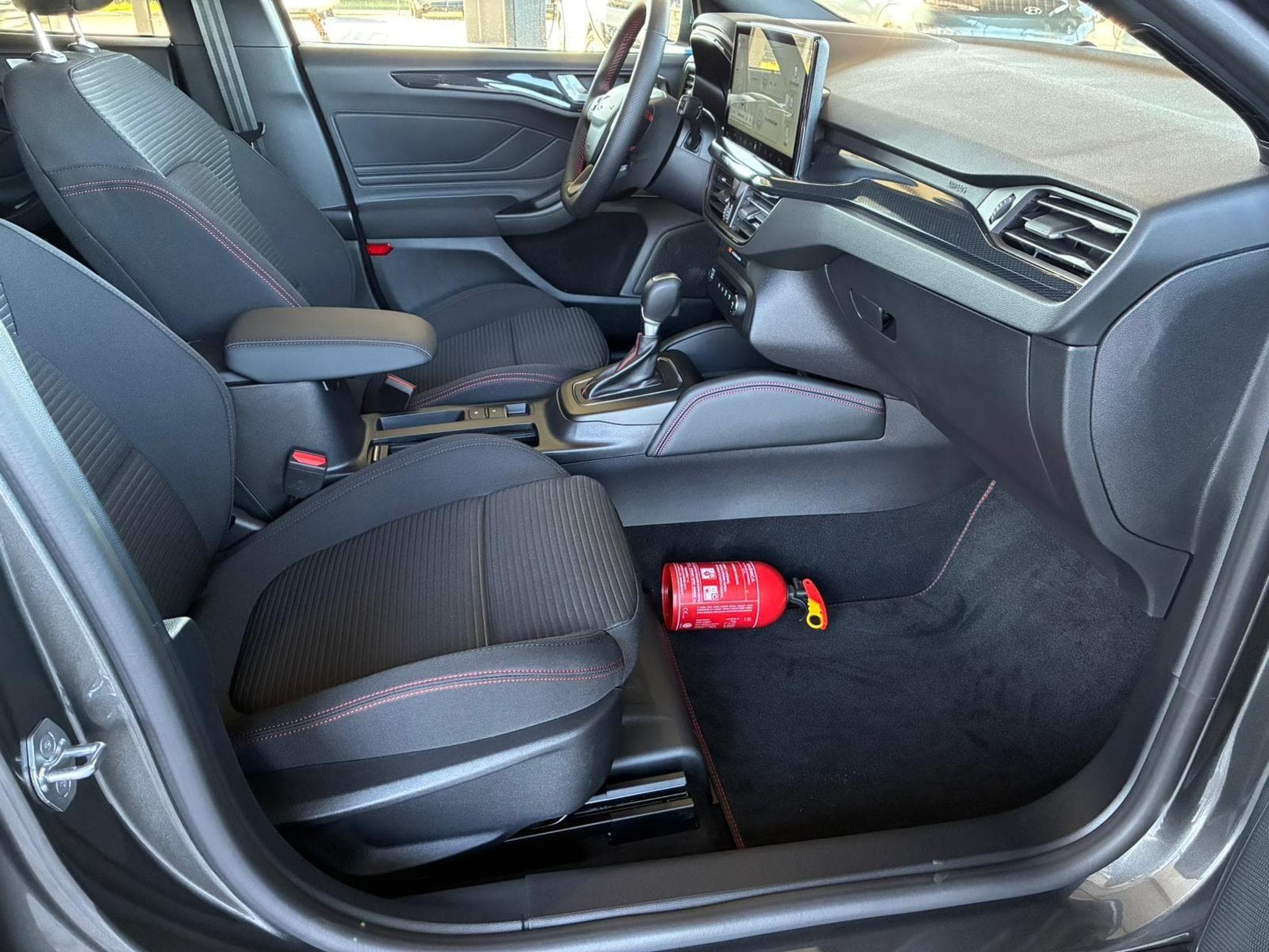 Ford Focus (2025) - Foto 9