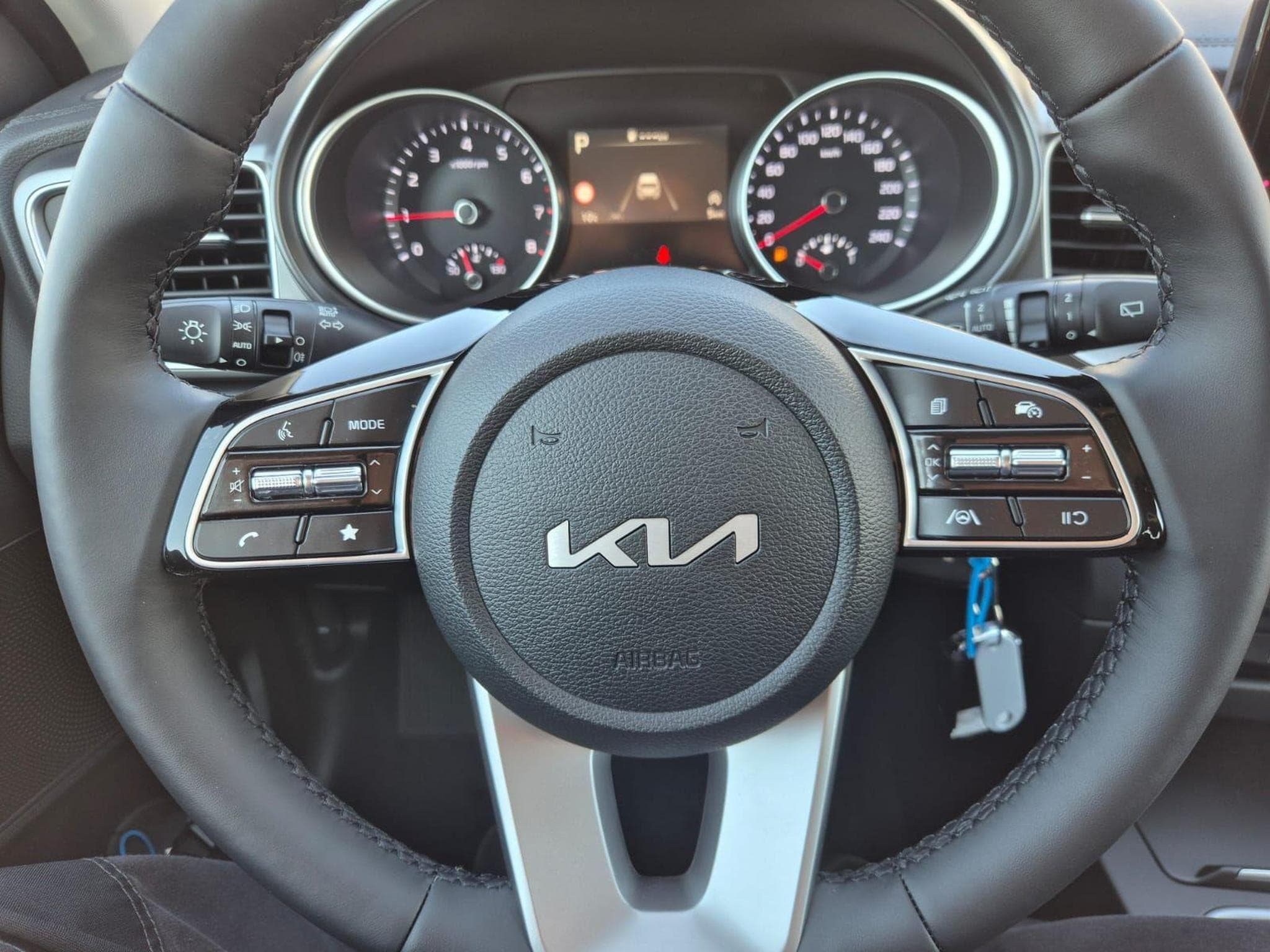 Kia Xceed (2026) - Foto 15