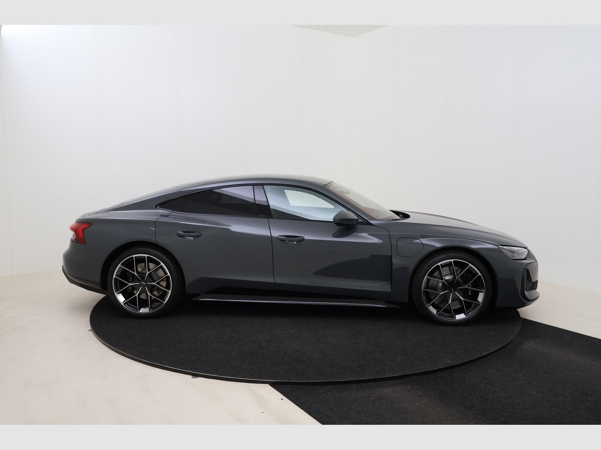 Audi RS e-tron GT (2026) - Foto 4