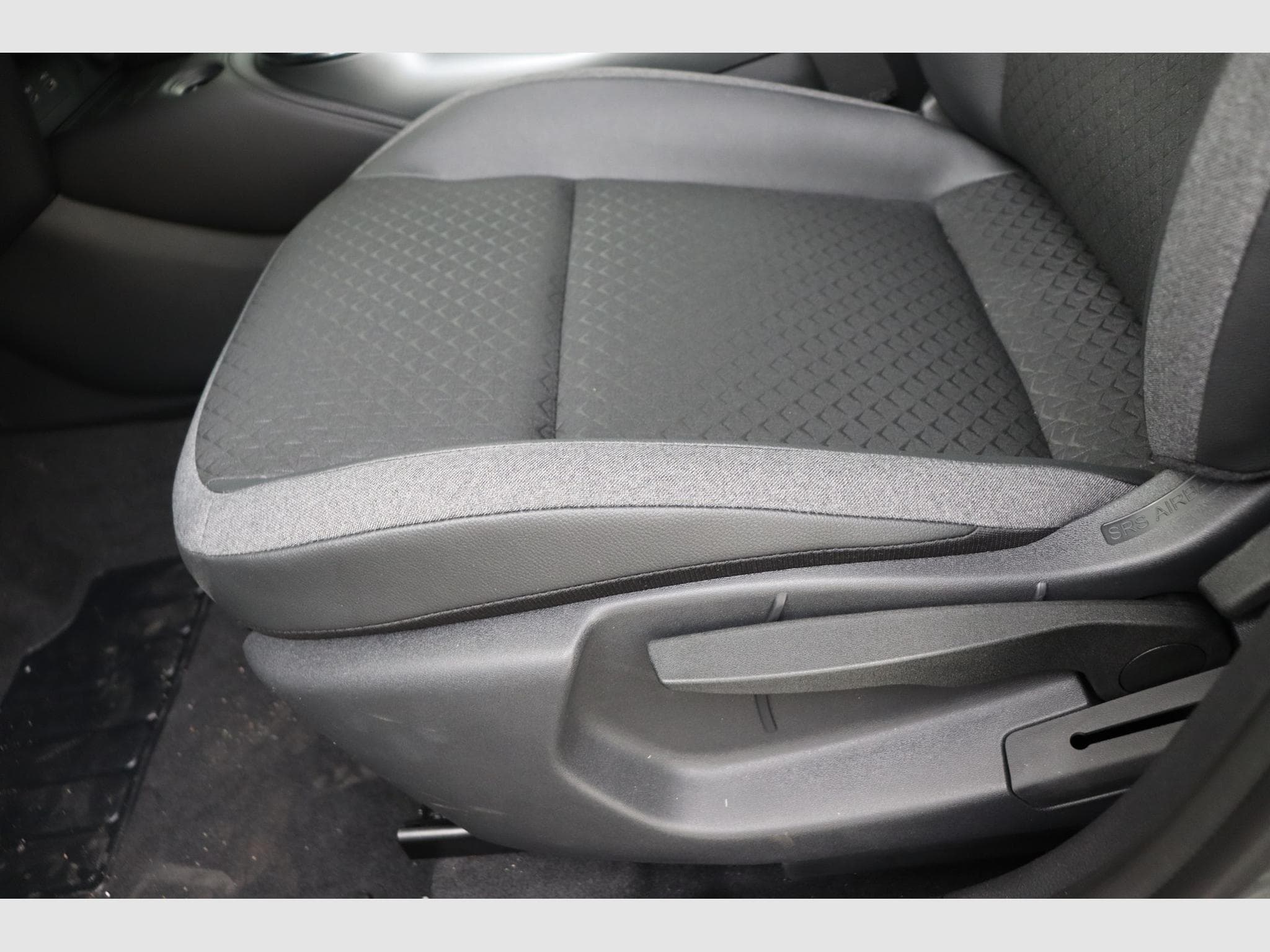 Nissan Juke N-Connecta + Winter Pack + Navigation (2026) - Foto 14