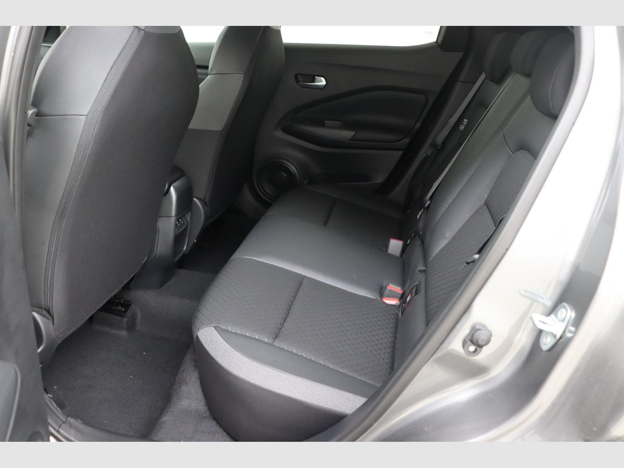 Nissan Juke N-Connecta + Winter Pack + Navigation (2026) - Foto 16