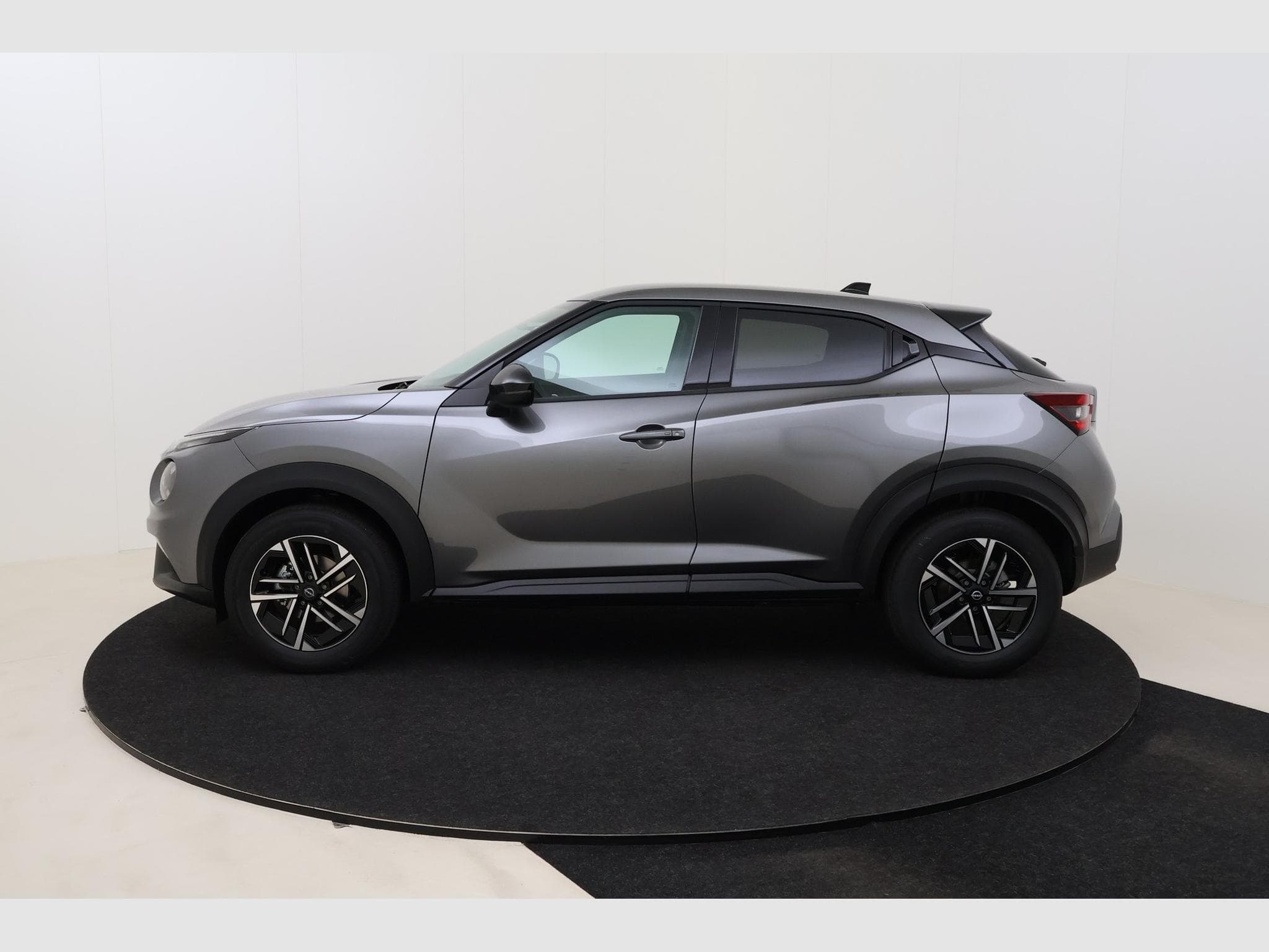 Nissan Juke N-Connecta + Winter Pack + Navigation (2026) - Foto 9