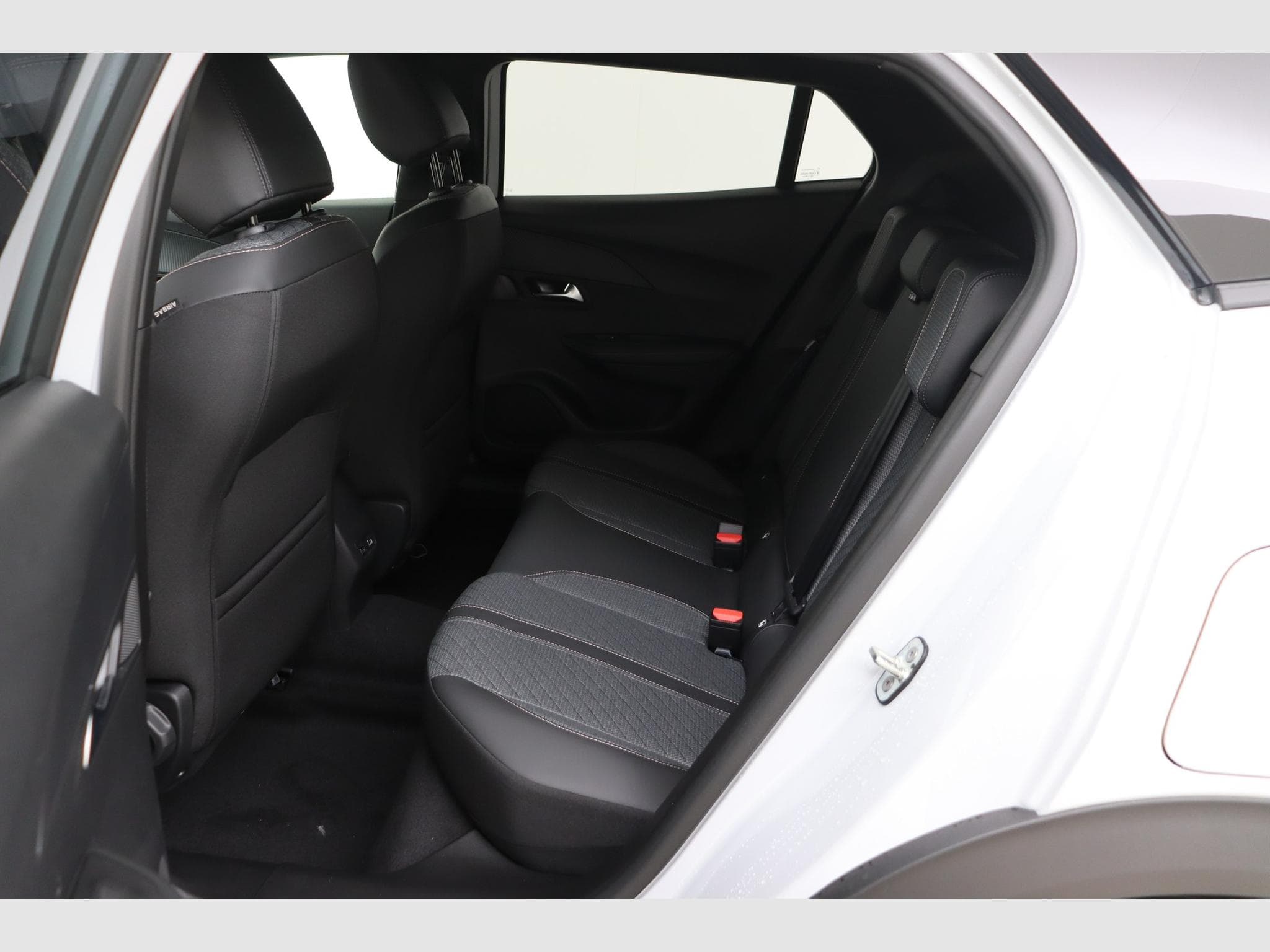 Peugeot 2008 Allure (2026) - Foto 13