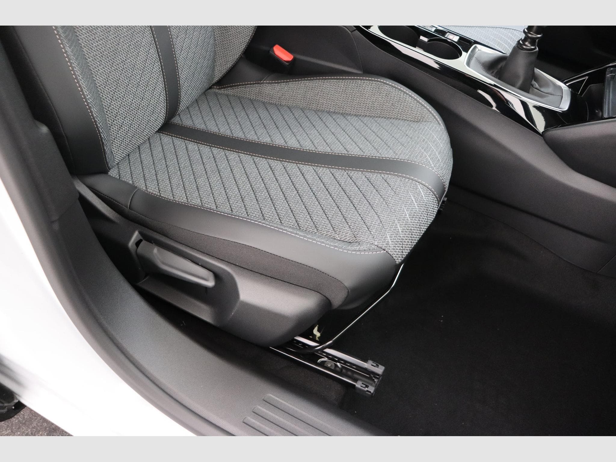 Peugeot 2008 Allure (2026) - Foto 16